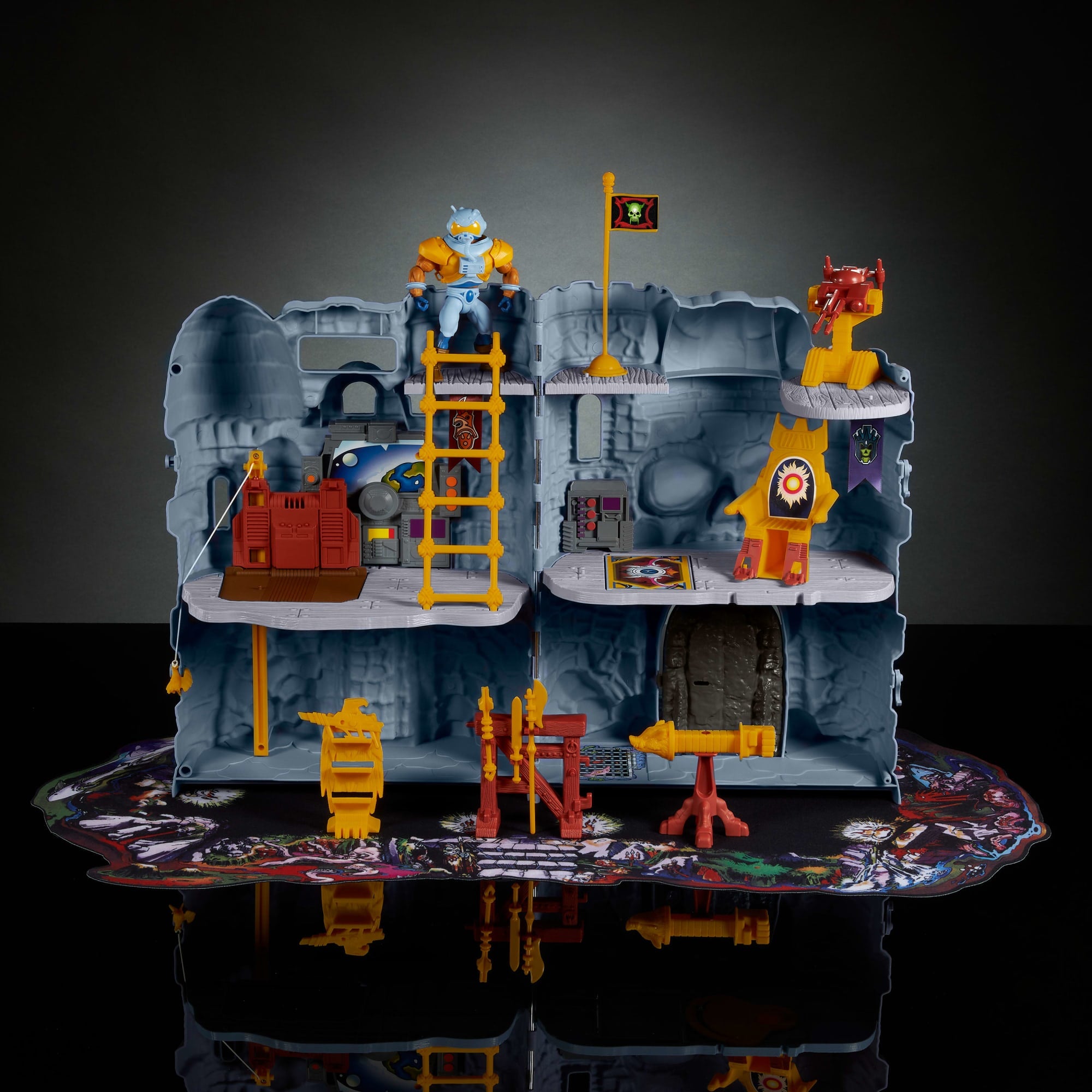 Masters Of The Universe Vintage Castle Grayskull Playset With Display Mat & 1 Figure & Accessories - Image 4