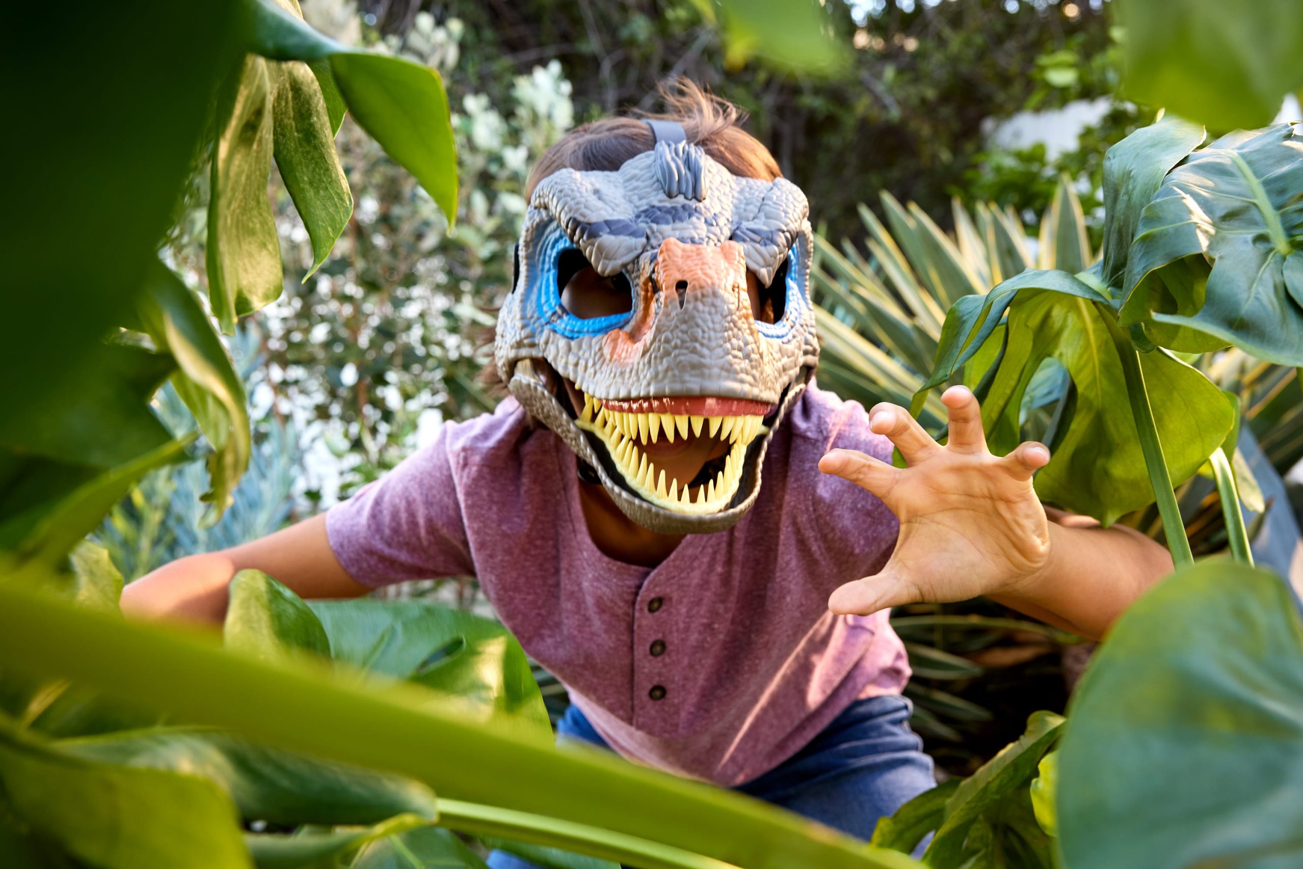 Jurassic World Snarlin Sounds Velociraptor Mask With Roar & Growl Sounds. Dinosaur Head - Image 2