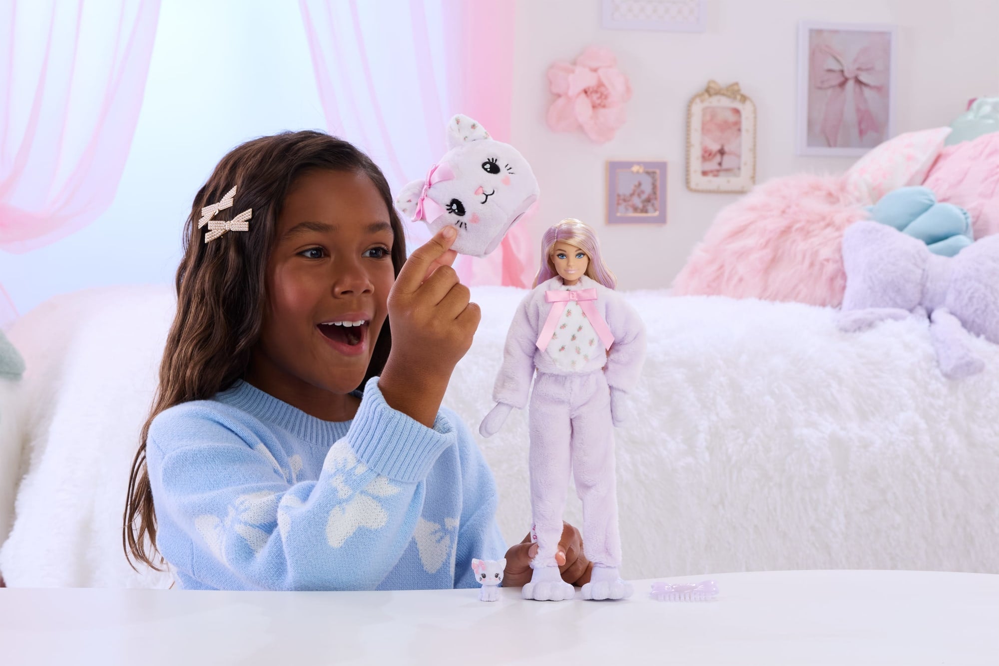 Barbie Cutie Reveal Doll & Accessories. Cuddly Series Kitten With 10 Surprises - Image 2
