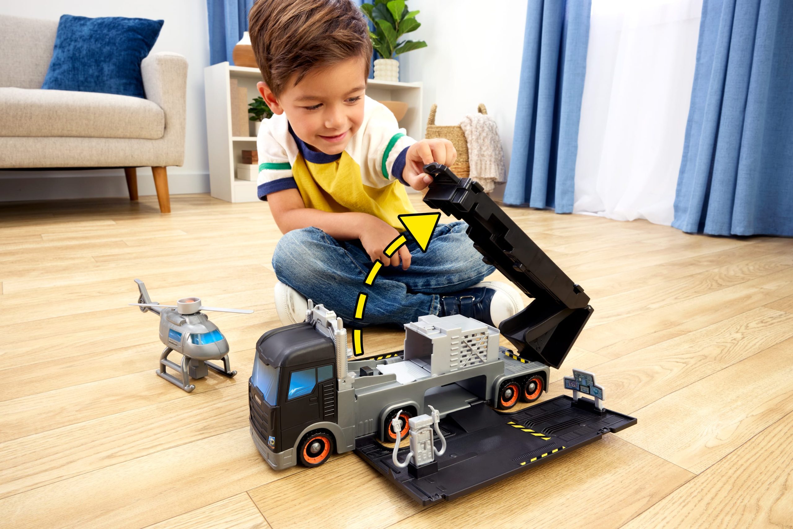 Matchbox Transforming Mobile Command. Large-Scale Vehicle With Helicopter & 2 Toy Cars From The Movie - Image 2