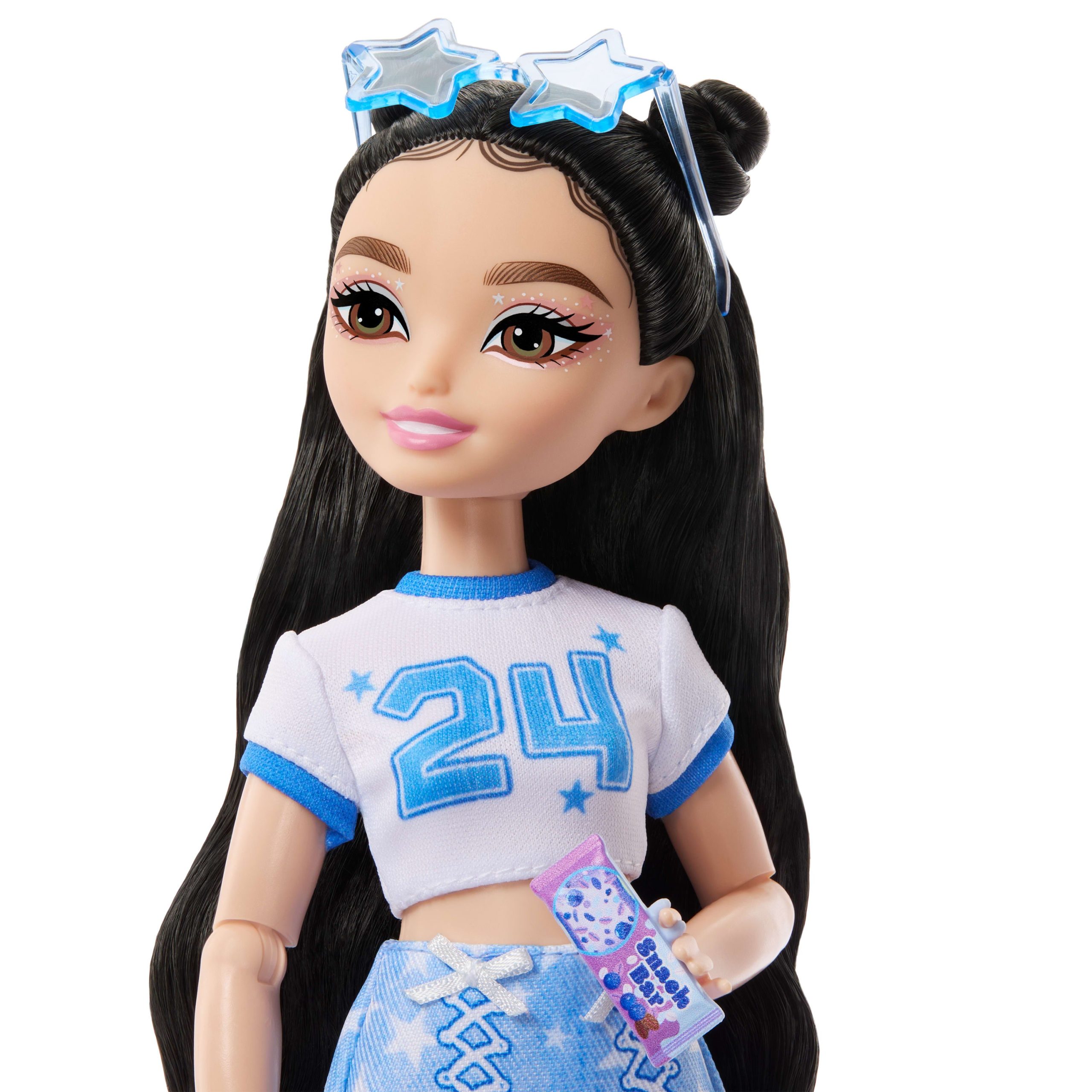 Barbie Dream Besties Weekend Getaway Renee Fashion Doll With 7 Travel Themed Accessories - Image 3