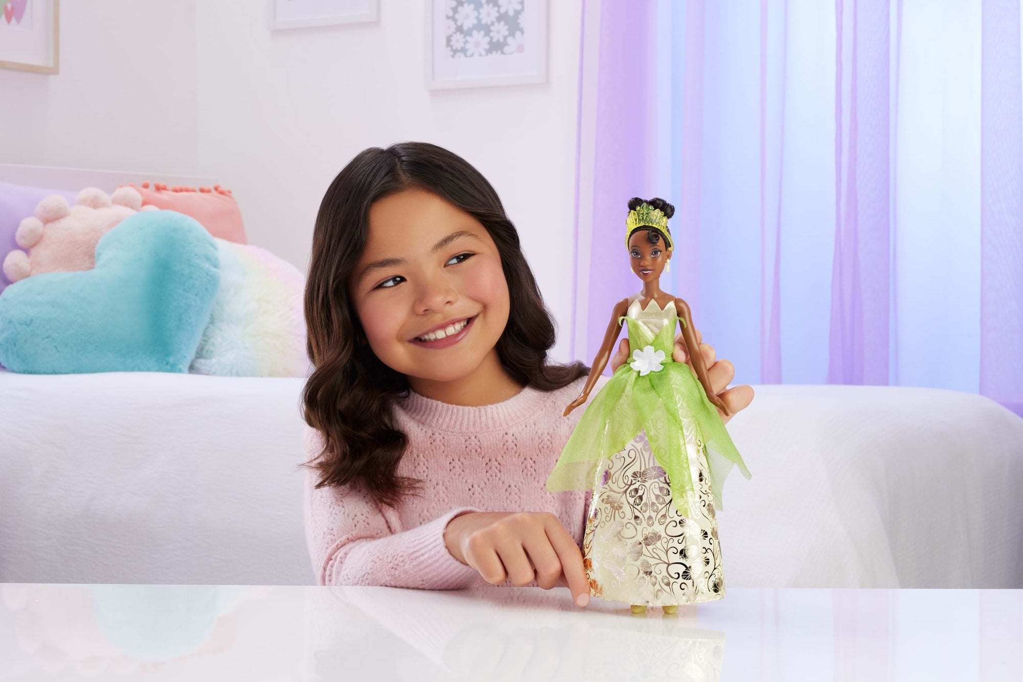 Disney Princess Enchanted Stories Tiana Fashion Doll With Sparkling Dress & Accessories. Posable - Image 2