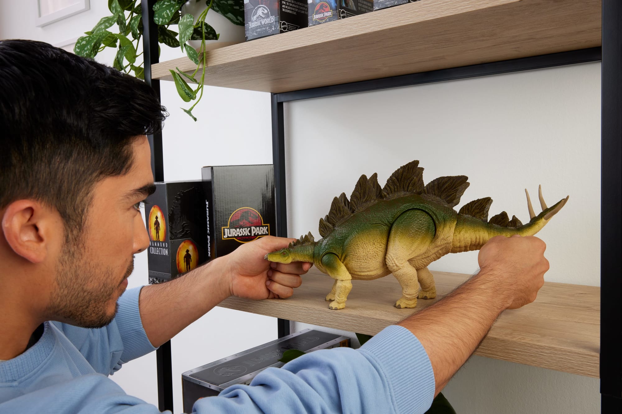 Jurassic World Hammond Collection Dinosaurio de Juguete Stegosaurus - Image 2