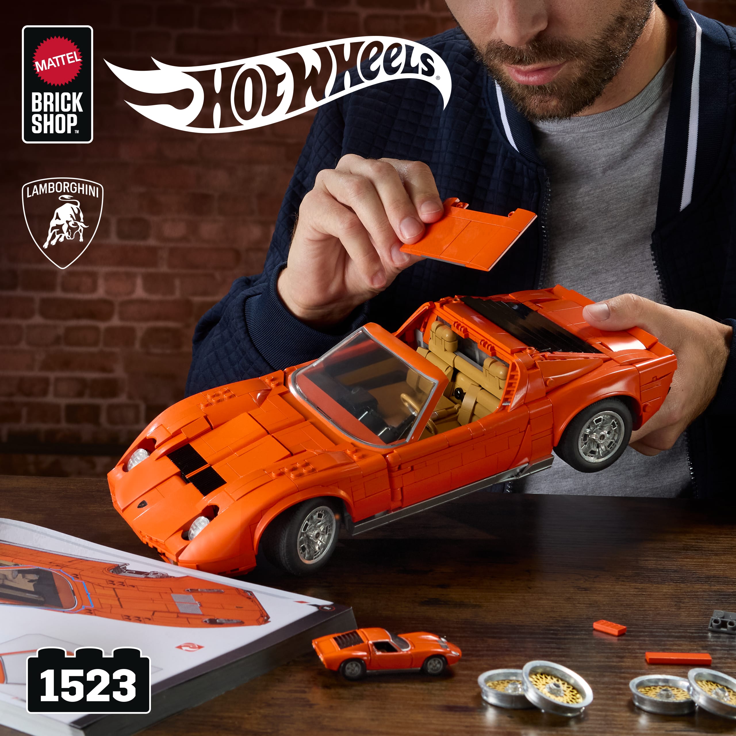 Mattel Brick Shop Hot Wheels '71 Lamborghini Miura P400 Sv Building Toy Kit (1523 Pieces). For Collectors - Image 2