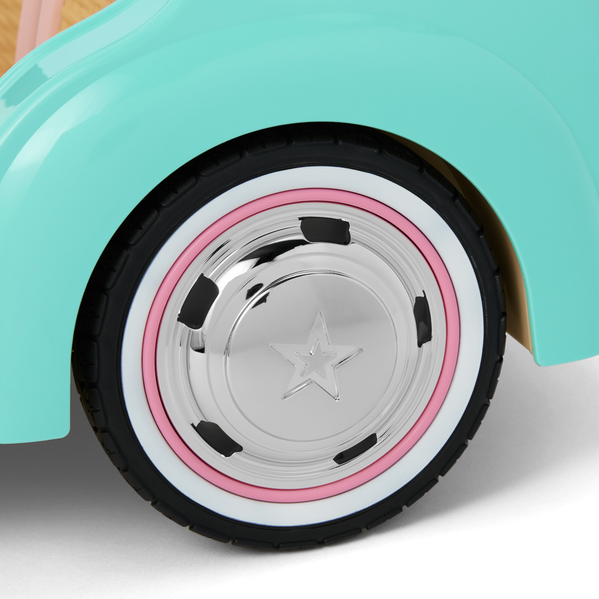 Raquel's™ Seaside Car for 18-inch Dolls (Girl of the Year™ 2026) - Image 9