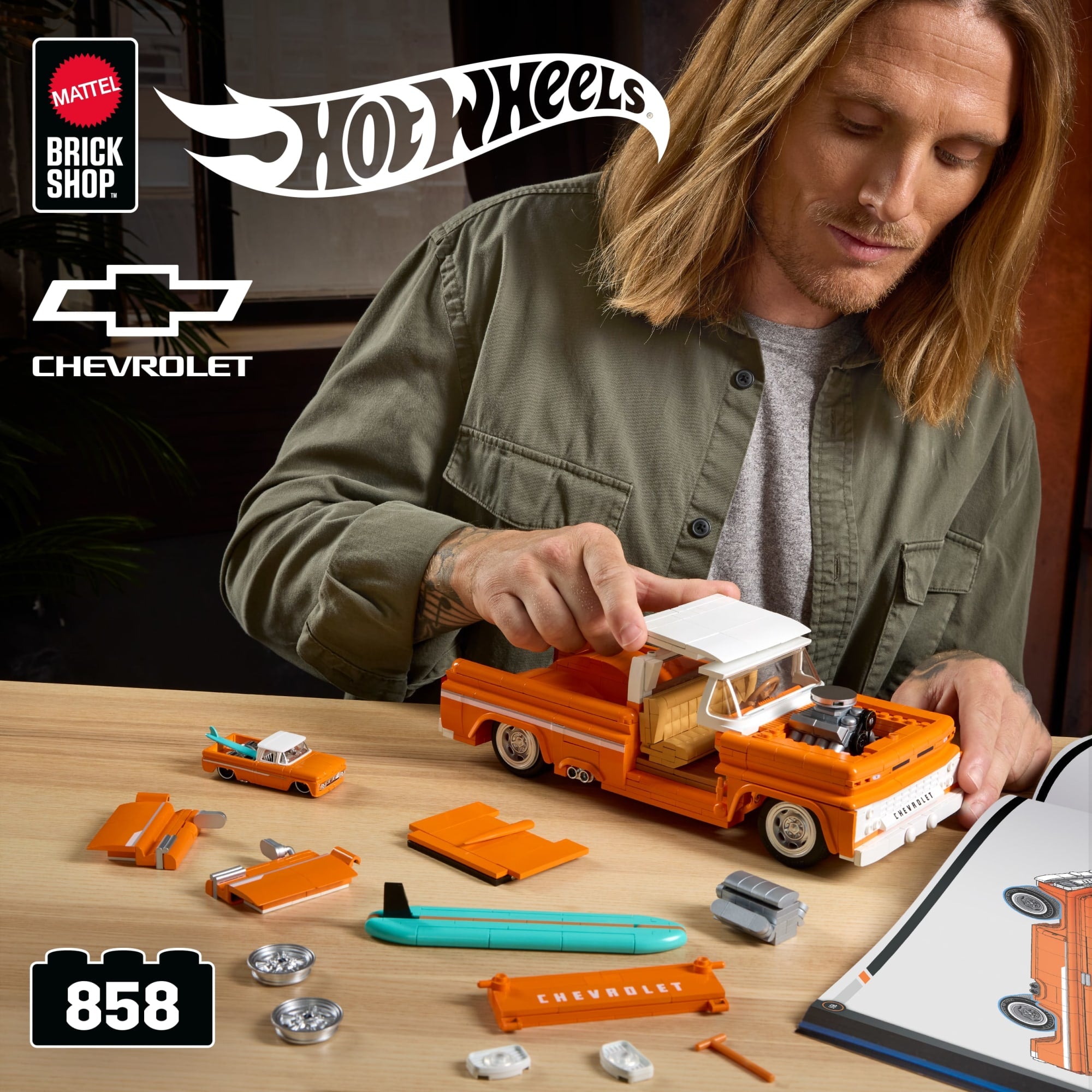 Mattel Brick Shop Hot Wheels Custom '62 Chevy Pickup Building Toy Kit (858 Pieces). For Collectors - Image 2