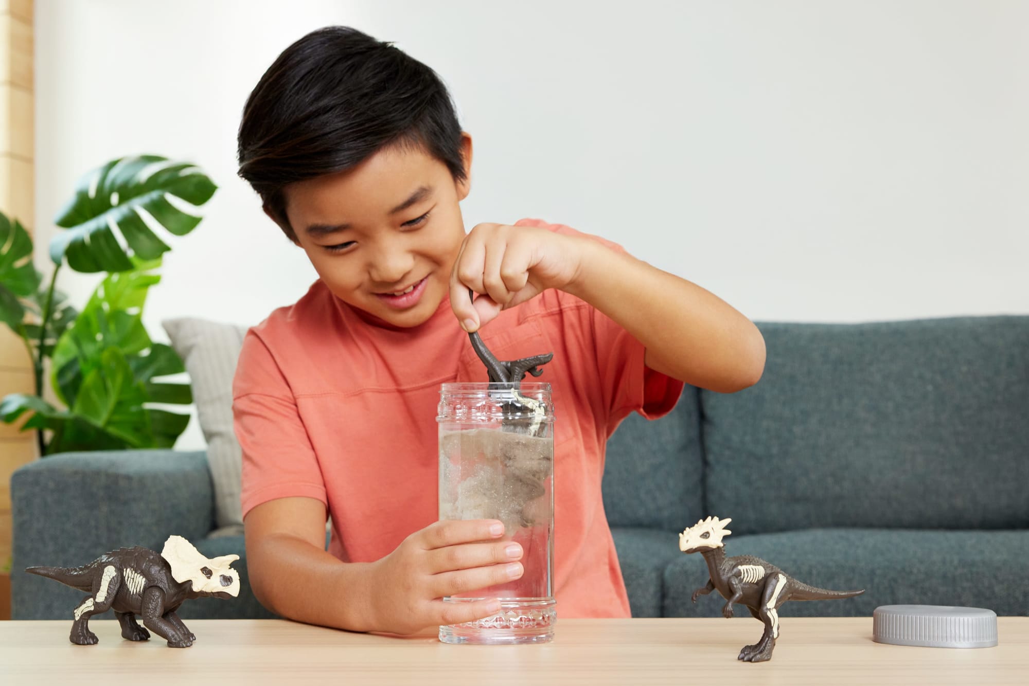 Jurassic World Dinossauro de Brinquedo Dino Reveal - Image 2