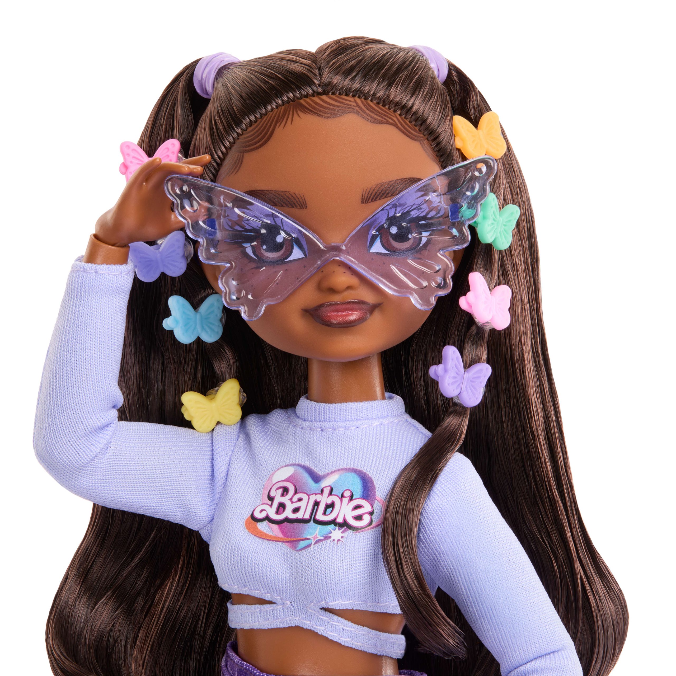 Barbie Dream Besties Weekend Getaway Brooklyn Fashion Doll With 7 Travel Themed Accessories - Image 2