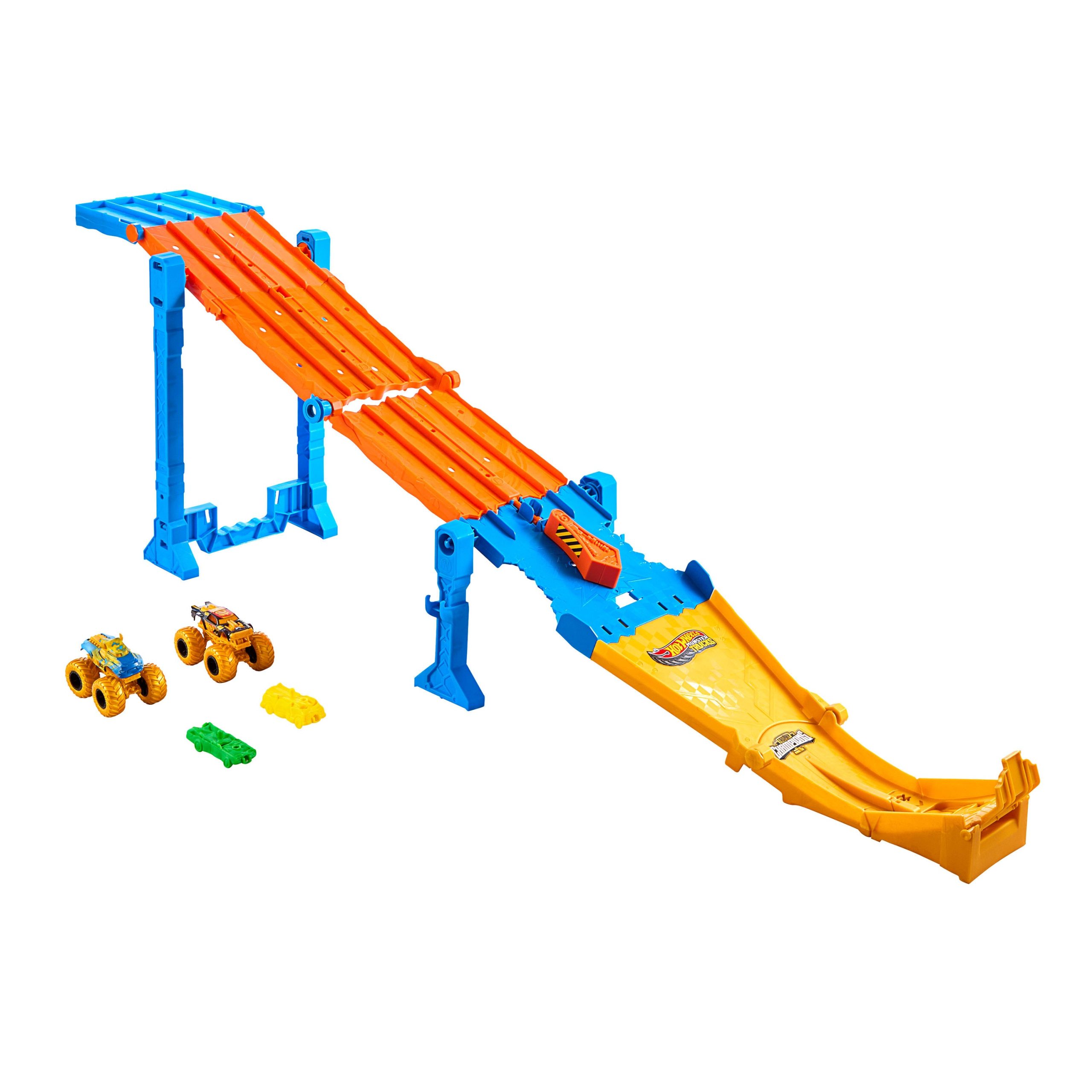 Hot Wheels Monster Trucks Dual Terrain Raceway. 4 Feet Long With 2 Toy Trucks & 2 Crushed Cars
