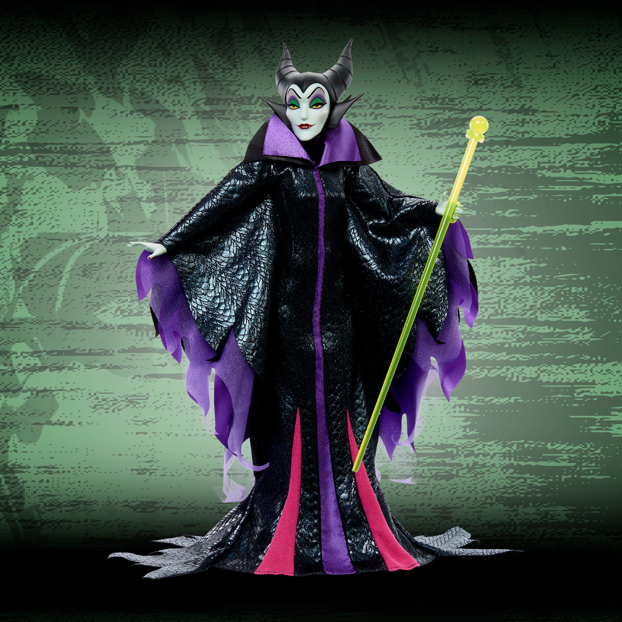 Disney Collector Maleficent Collectible Villains Fashion Doll in Signature Look With 1 Accessory - Image 2