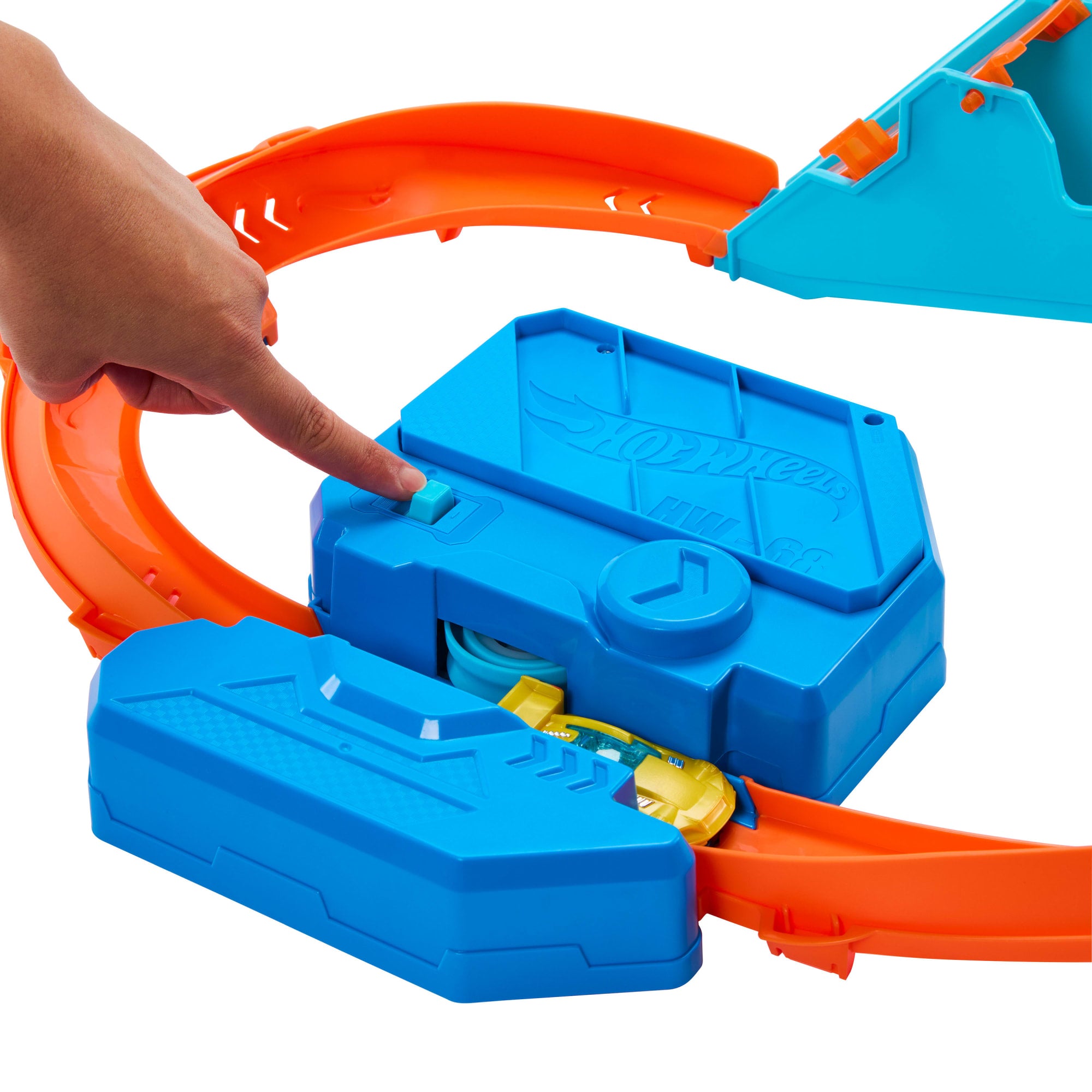 Hot Wheels Track Creator Boosted Jump Speedway Set With 1:64 Scale Toy Car & Motorized Booster - Image 4