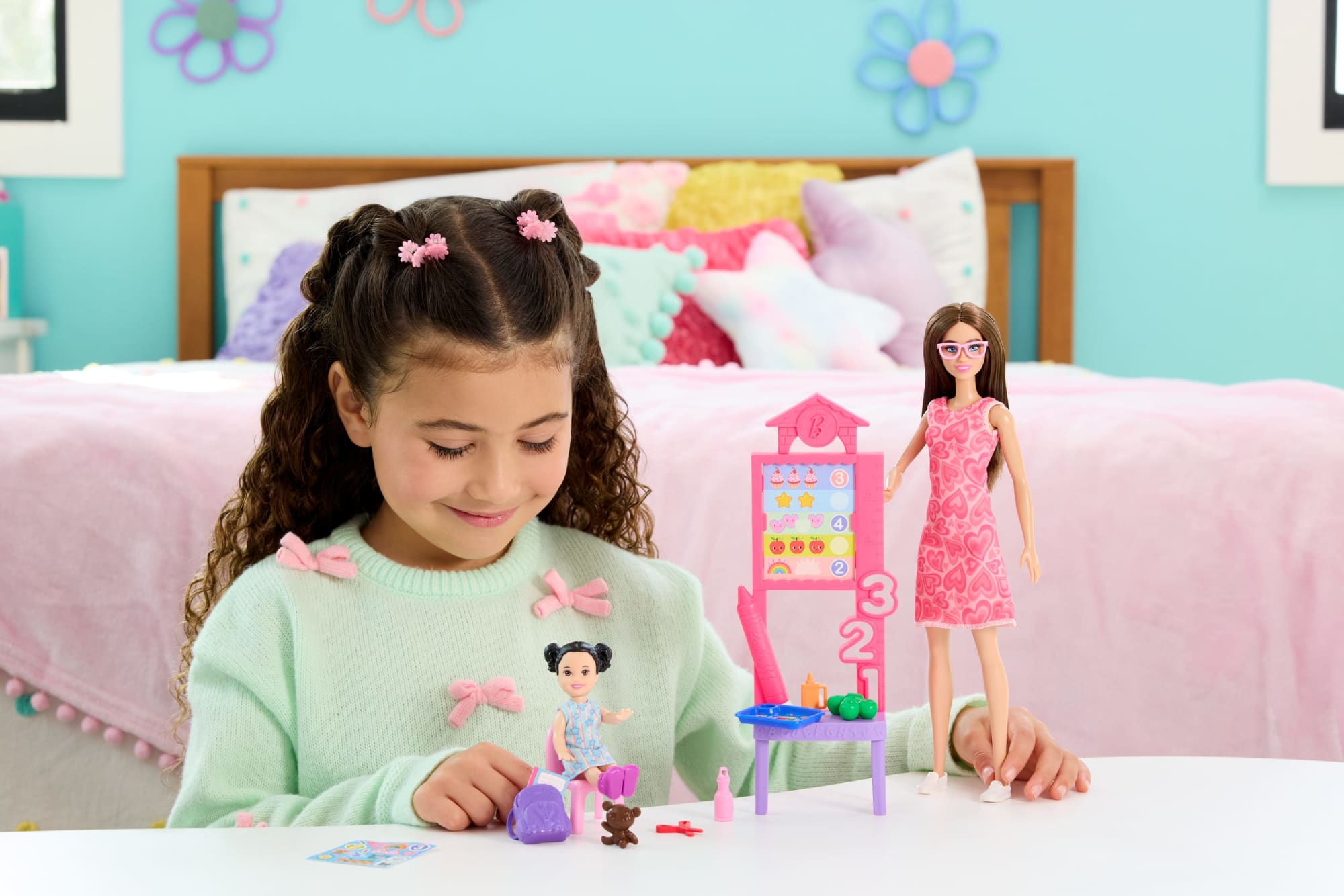 Barbie Careers Teacher Playset With Fashon Doll. Toddler Doll. Classroom Board & Accessories - Image 2