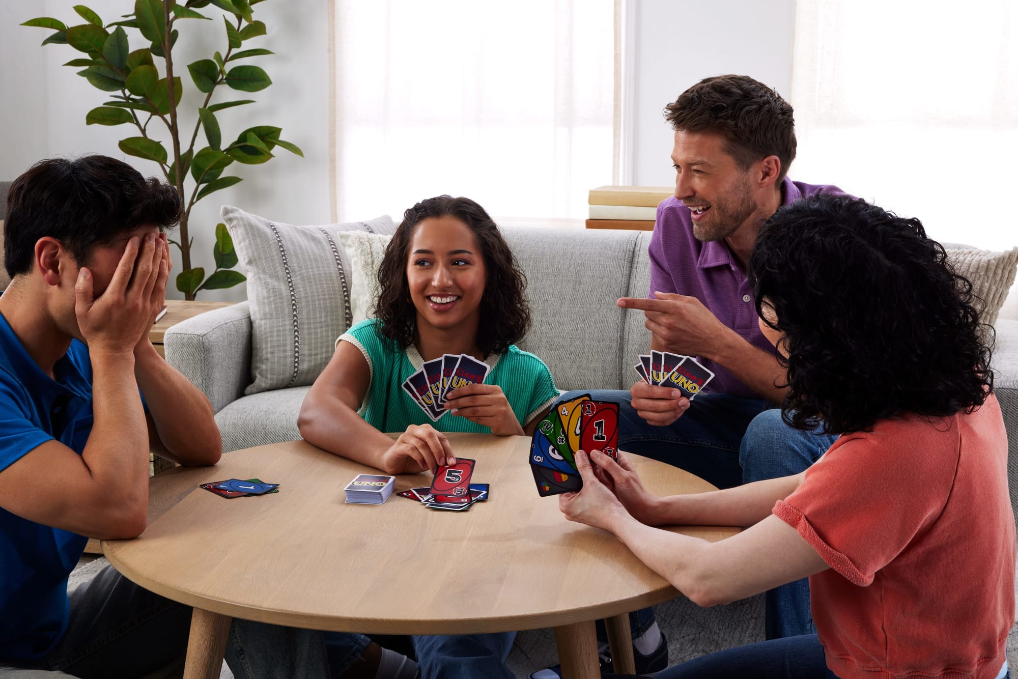 UNO Juego de Cartas Liars - Image 2