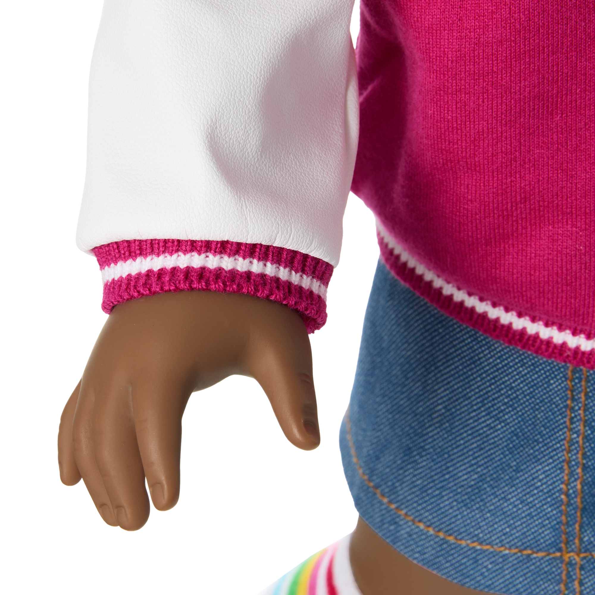 Truly Me™ 18-inch Doll #112 with curly dark-brown hair - Image 12
