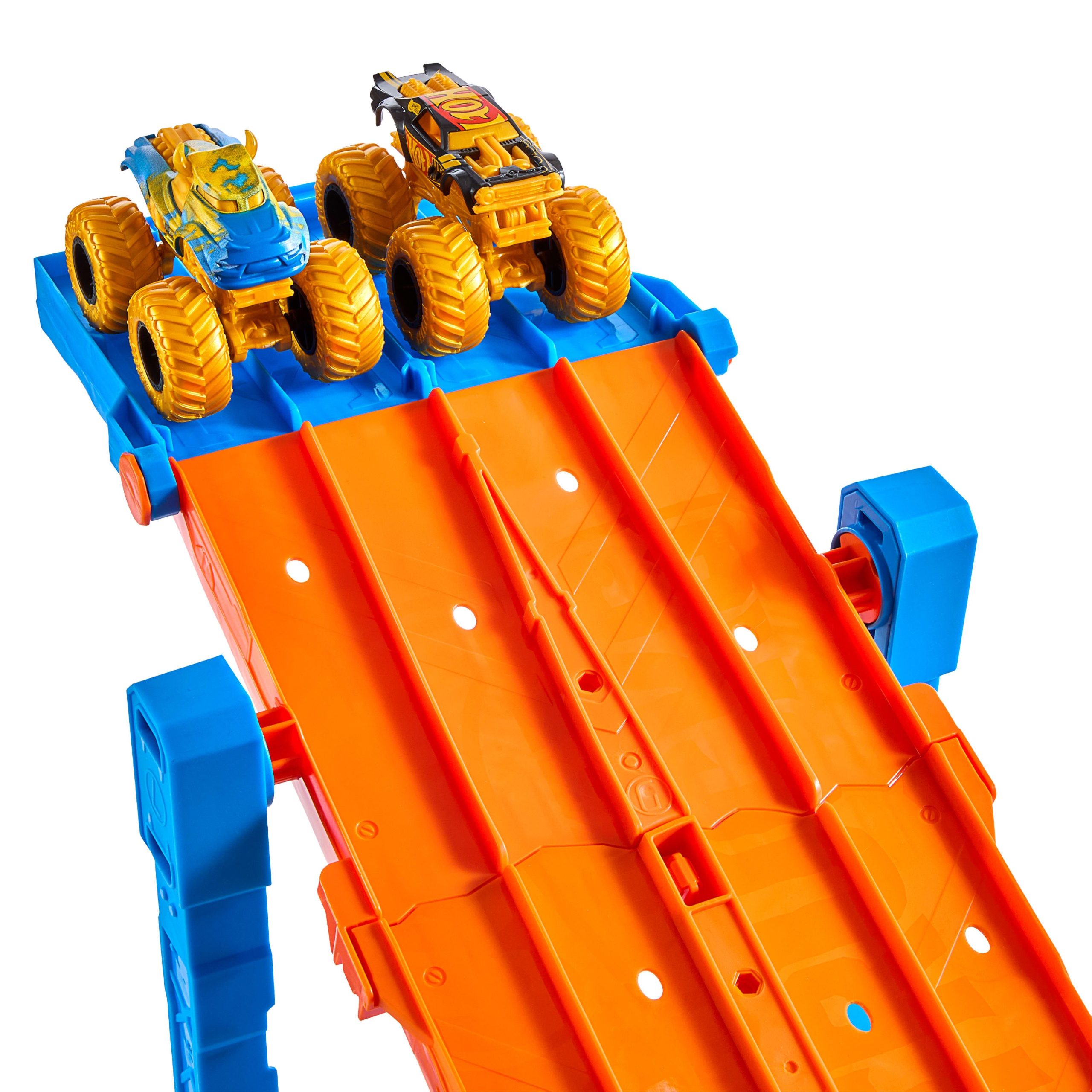 Hot Wheels Monster Trucks Dual Terrain Raceway. 4 Feet Long With 2 Toy Trucks & 2 Crushed Cars - Image 3