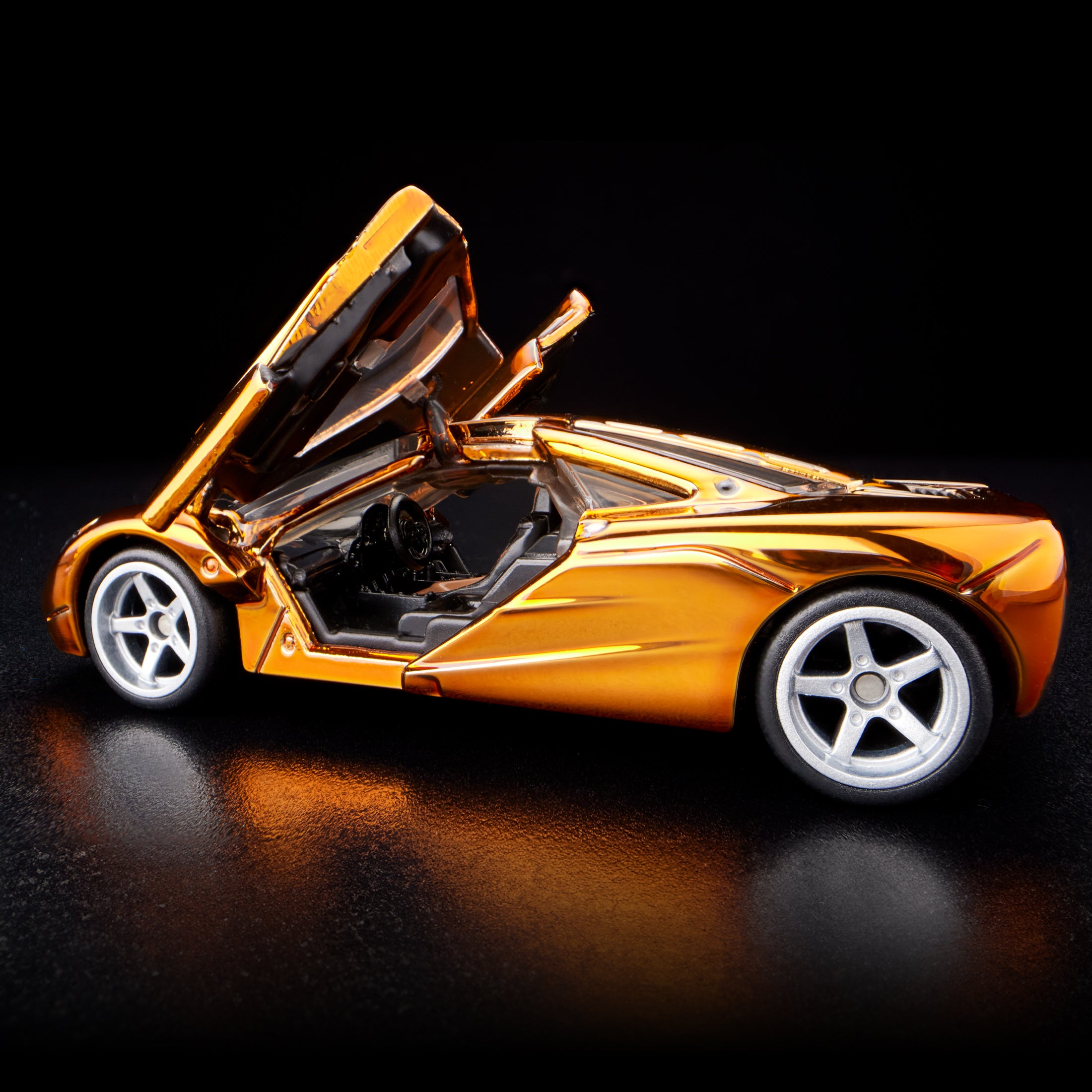 Hot Wheels RLC Exclusive McLaren F1 - Image 14