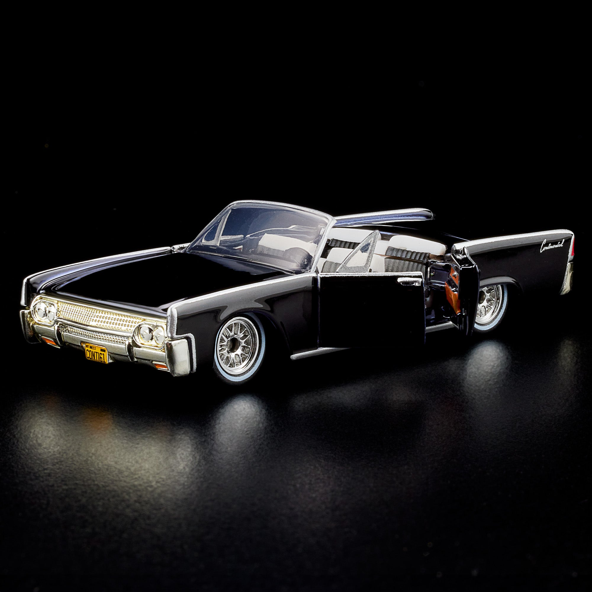 Hot Wheels RLC Exclusive '61 Lincoln Continental - Image 2
