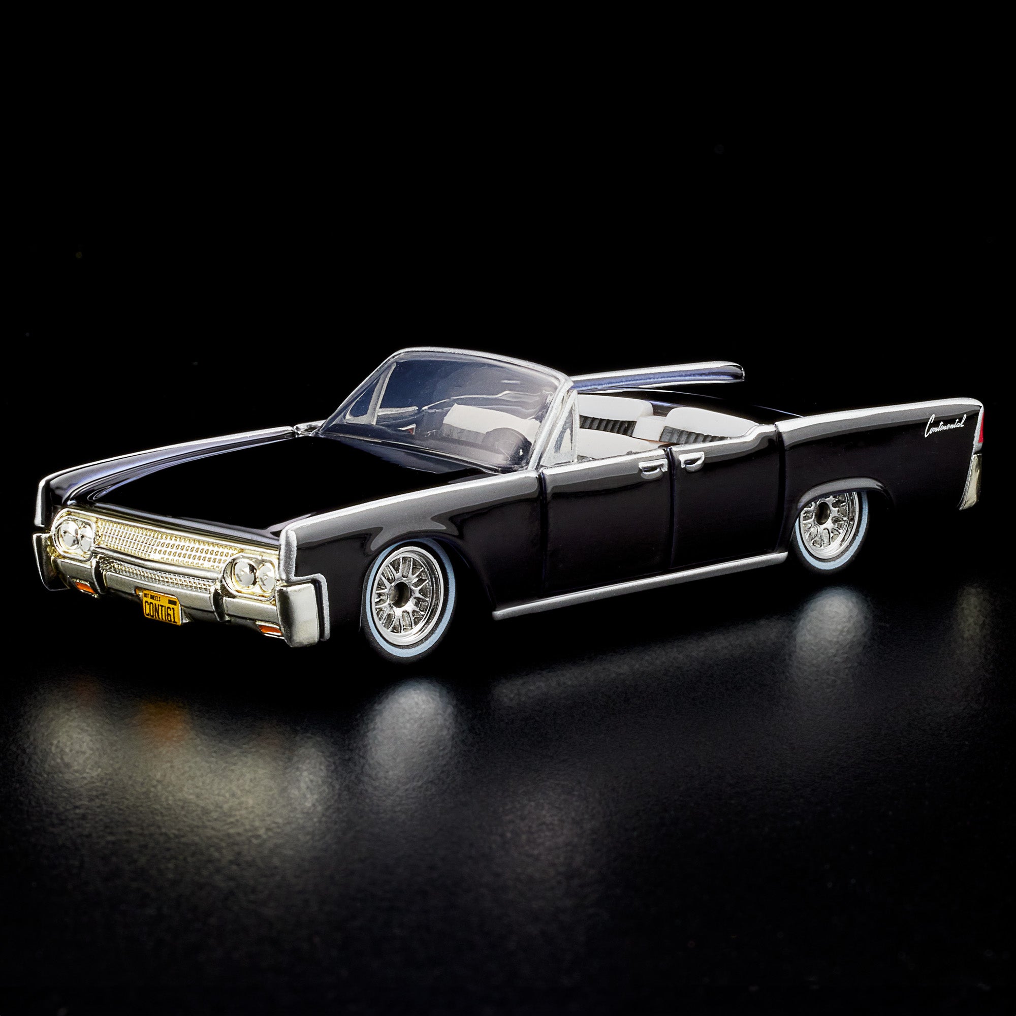 Hot Wheels RLC Exclusive '61 Lincoln Continental - Image 3