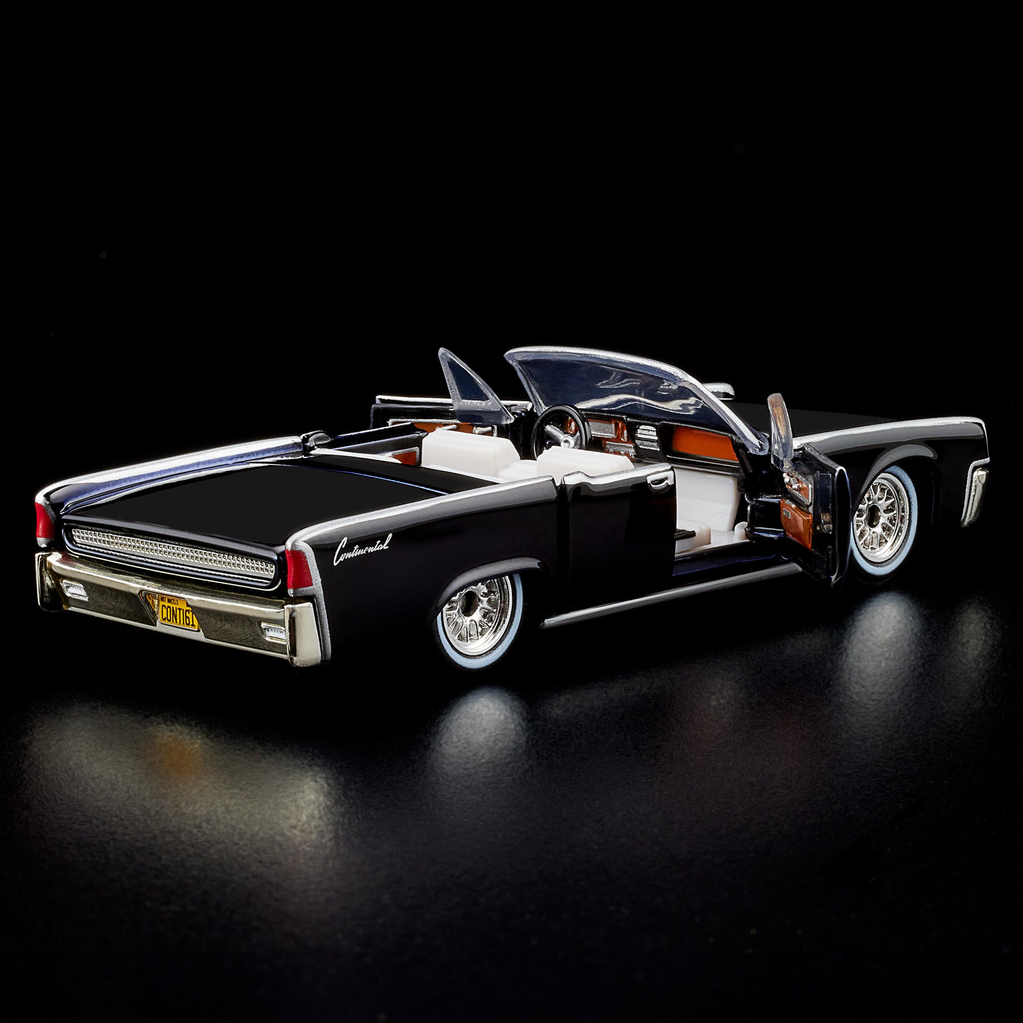 Hot Wheels RLC Exclusive '61 Lincoln Continental - Image 5