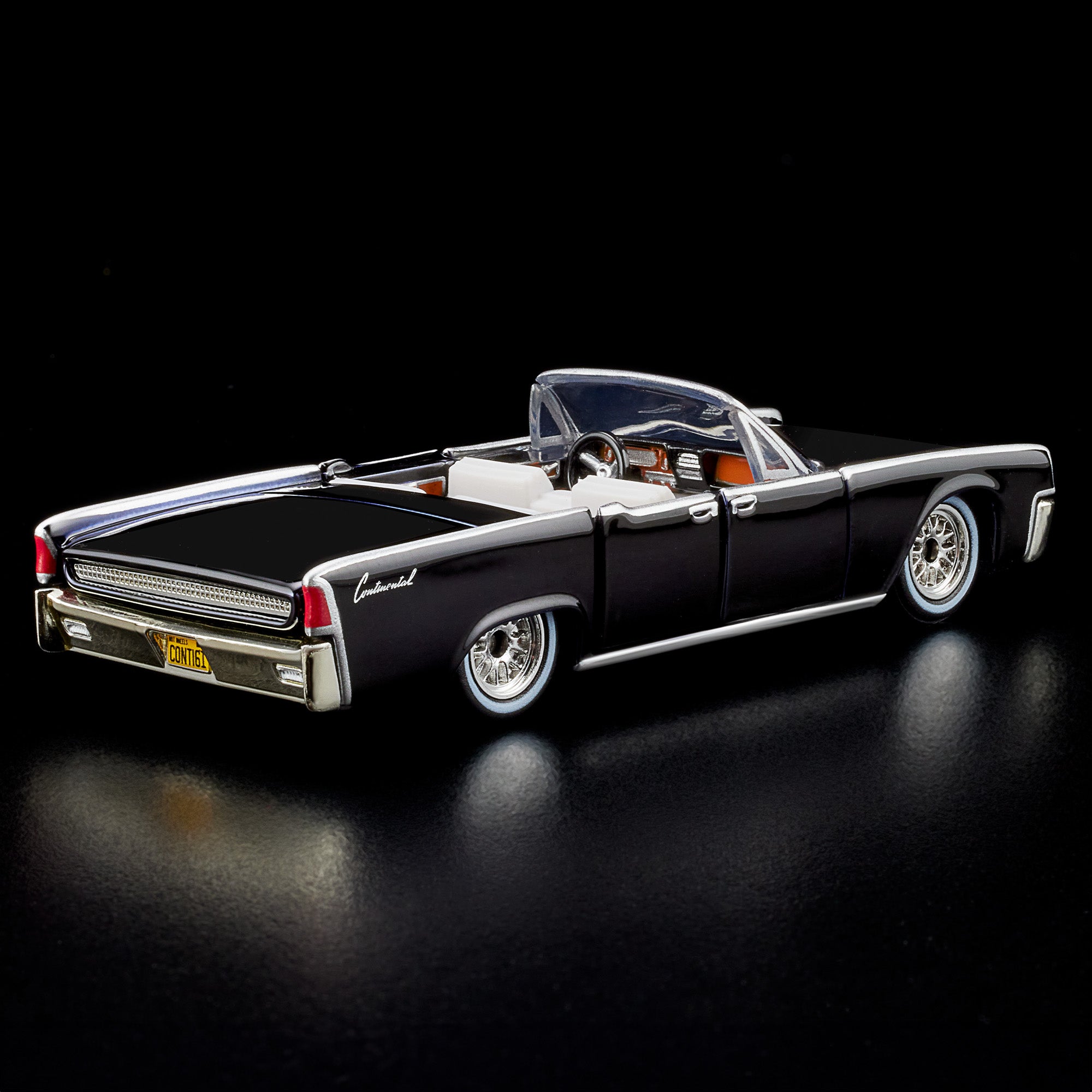 Hot Wheels RLC Exclusive '61 Lincoln Continental - Image 4