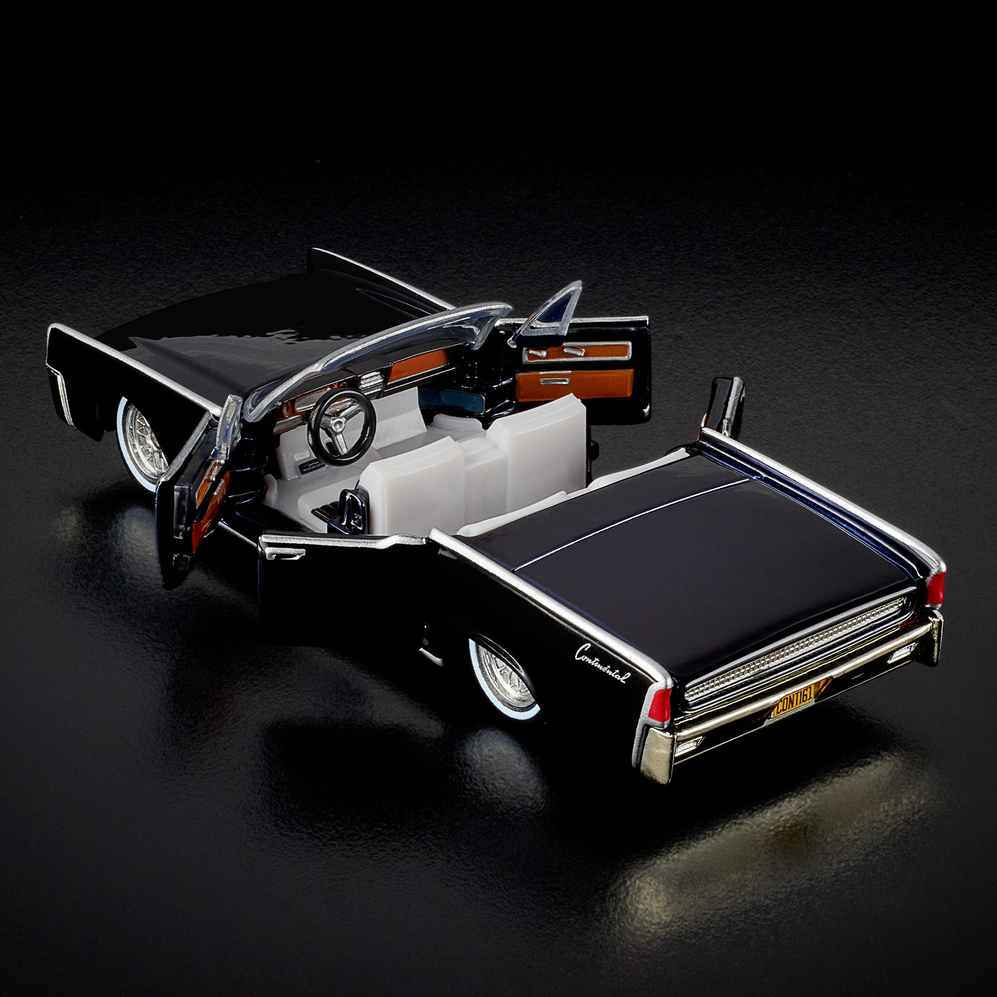 Hot Wheels RLC Exclusive '61 Lincoln Continental - Image 11