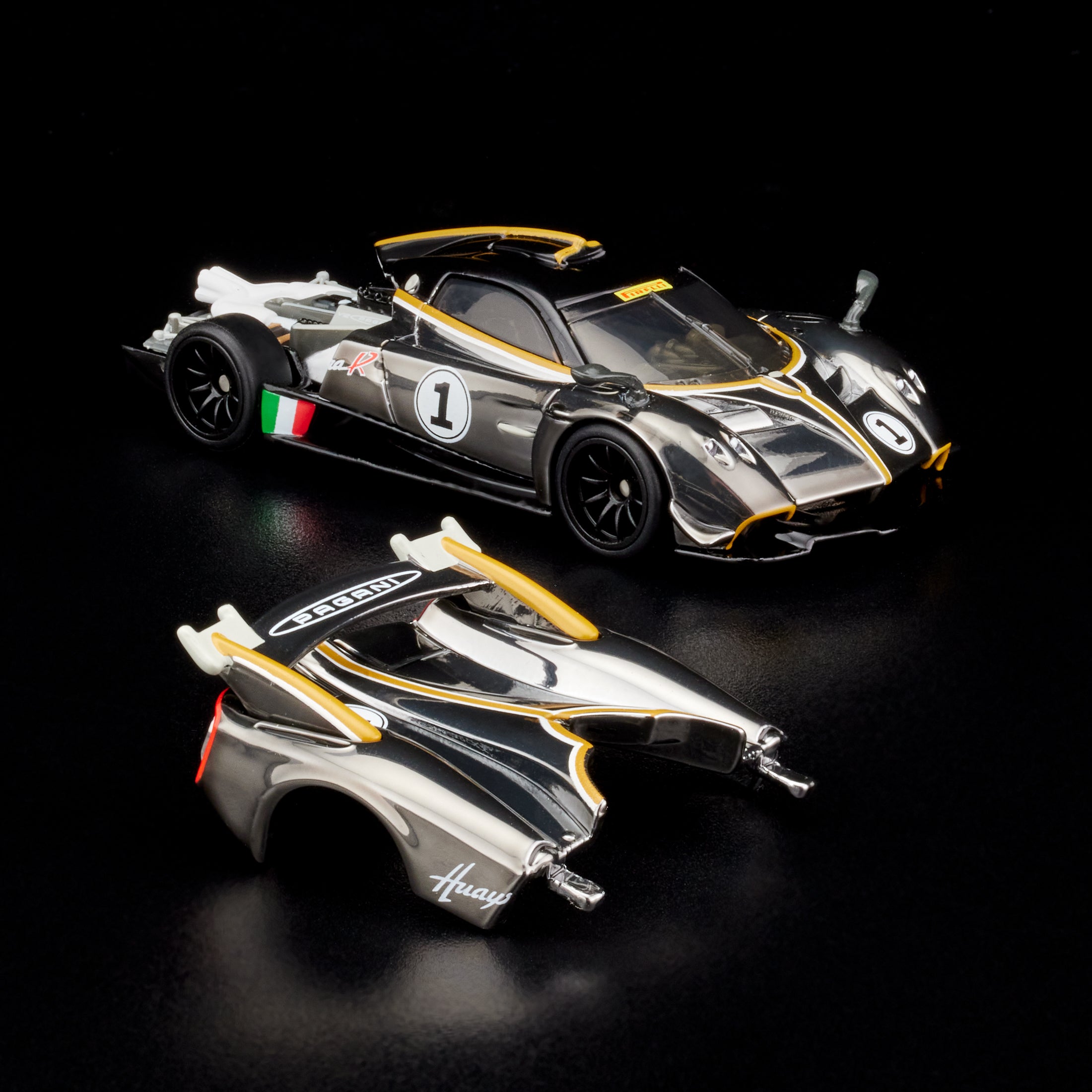 Hot Wheels RLC Exclusive '21 Pagani Huayra R - Image 3