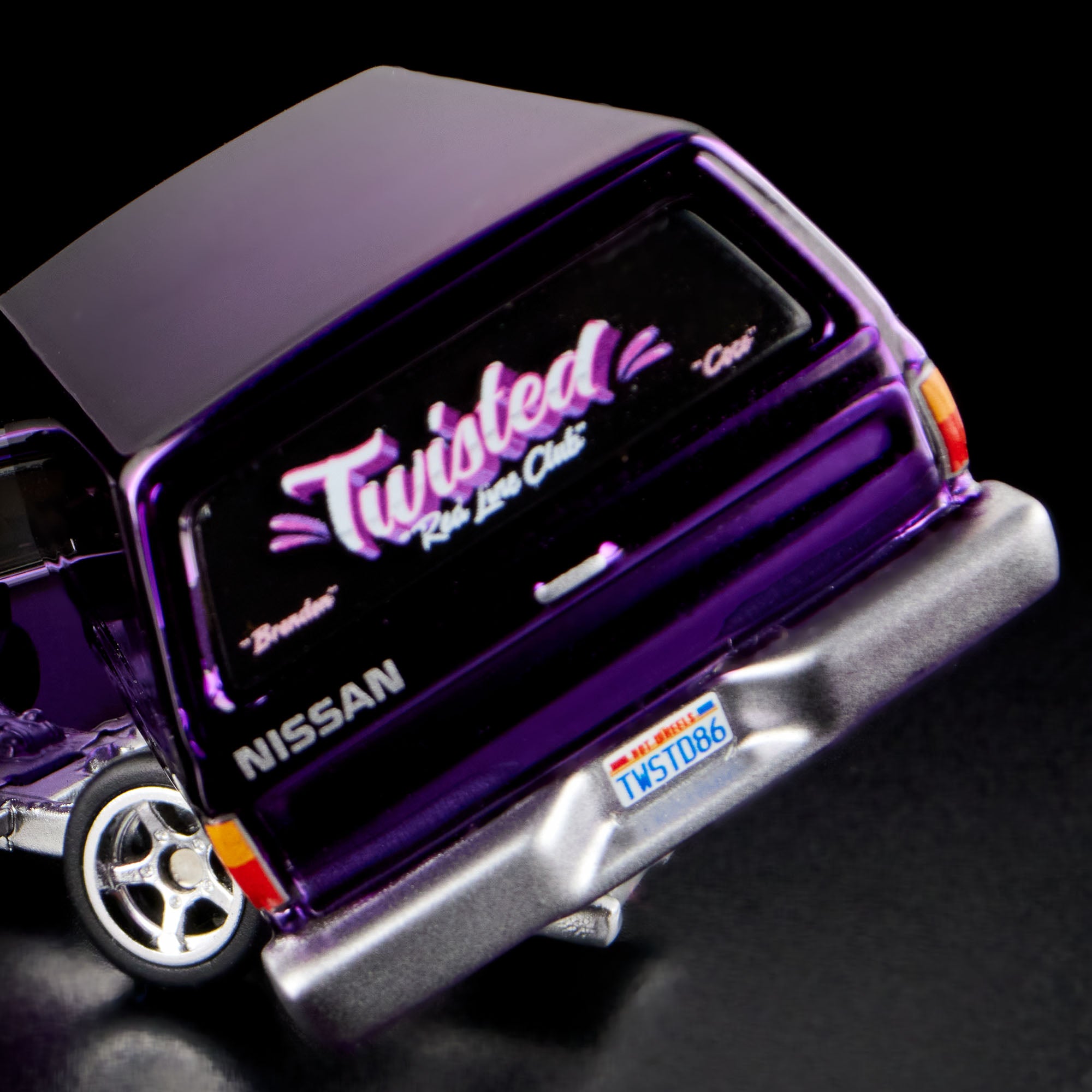 Hot Wheels RLC 1986 Nissan 720 King Cab - Image 15