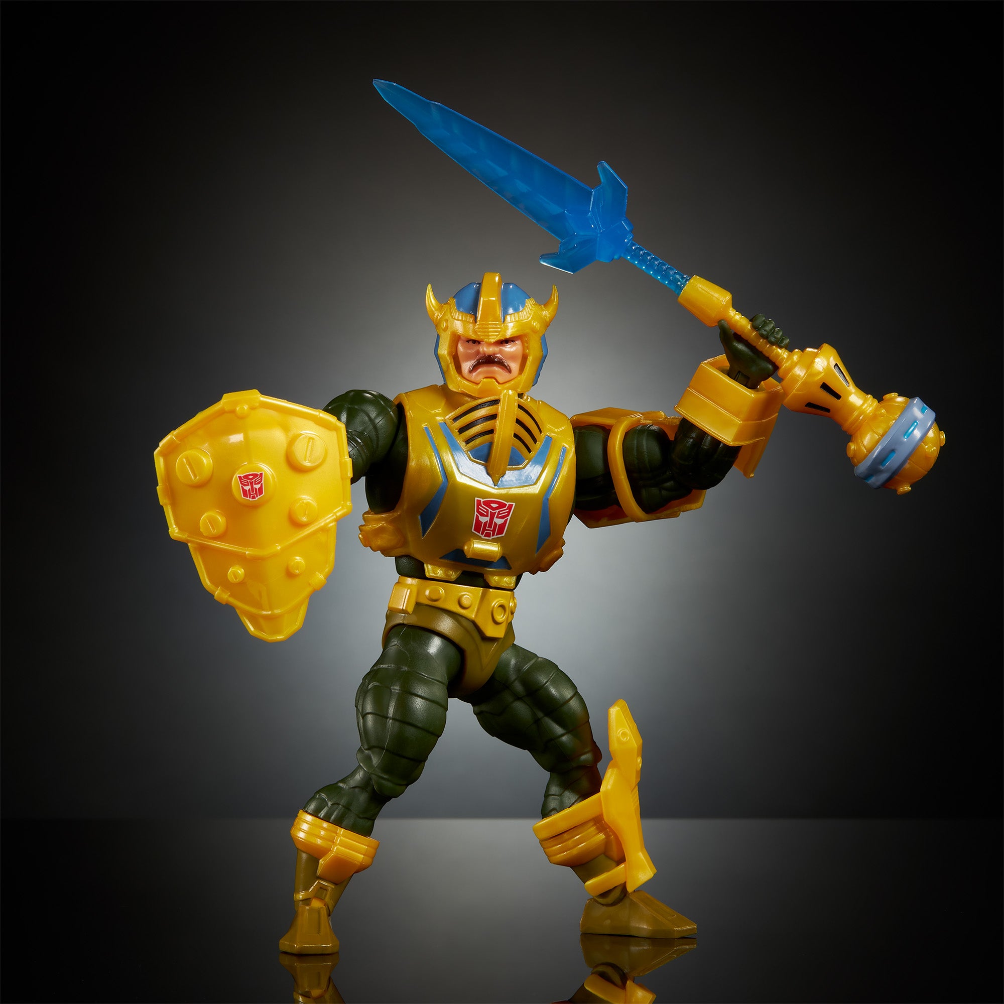 Masters of the Universe x Transformers Bumblebee Armor Man-At-Arms Action Figure - Image 4