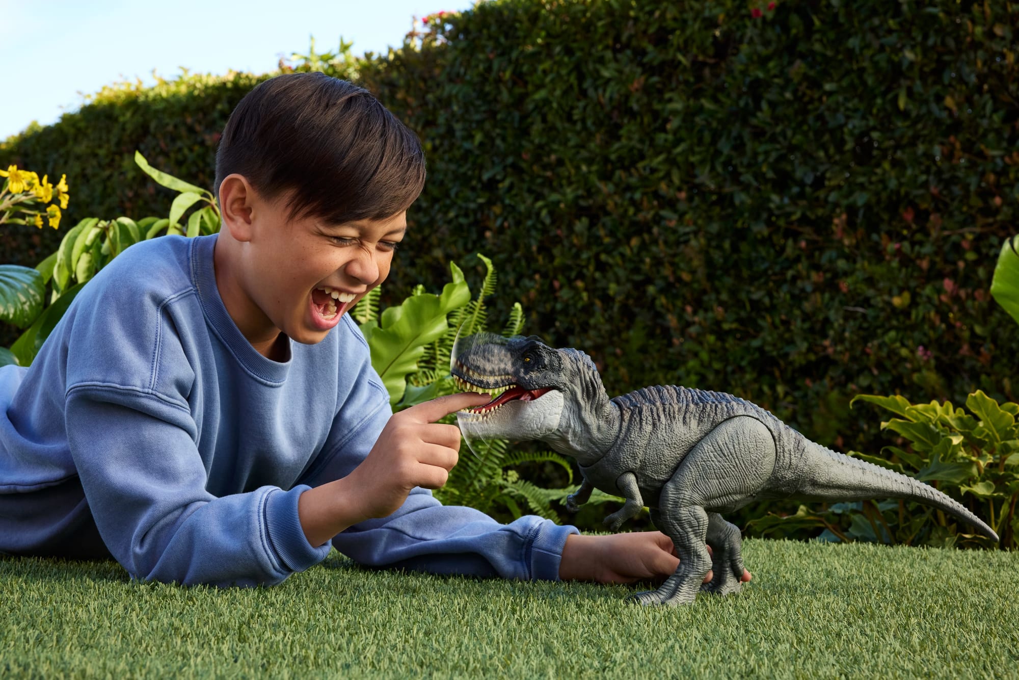 Jurassic World Dinosaurio de Juguete Rebirth T-Rex Mordida Destructora - Image 2