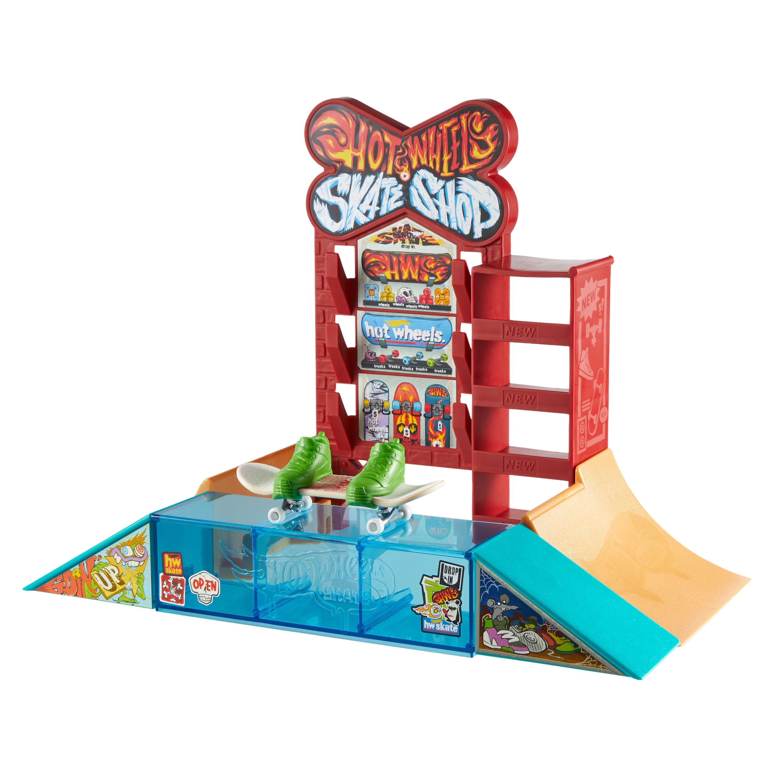 Hot Wheels Skate Skate Shop Playset With Exclusive Fingerboard & Pair Of Skate Shoes - Image 2