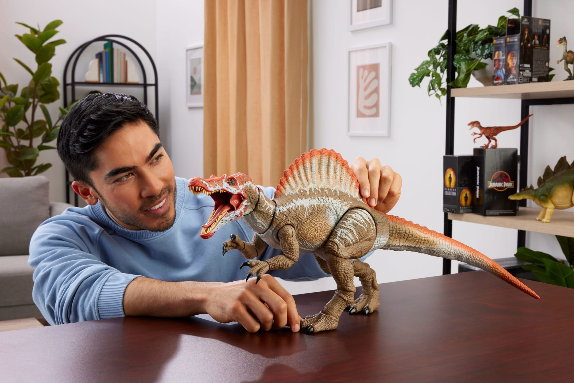 Jurassic World Hammond Collection Dinosaurio de Juguete Spinosaurus - Image 2