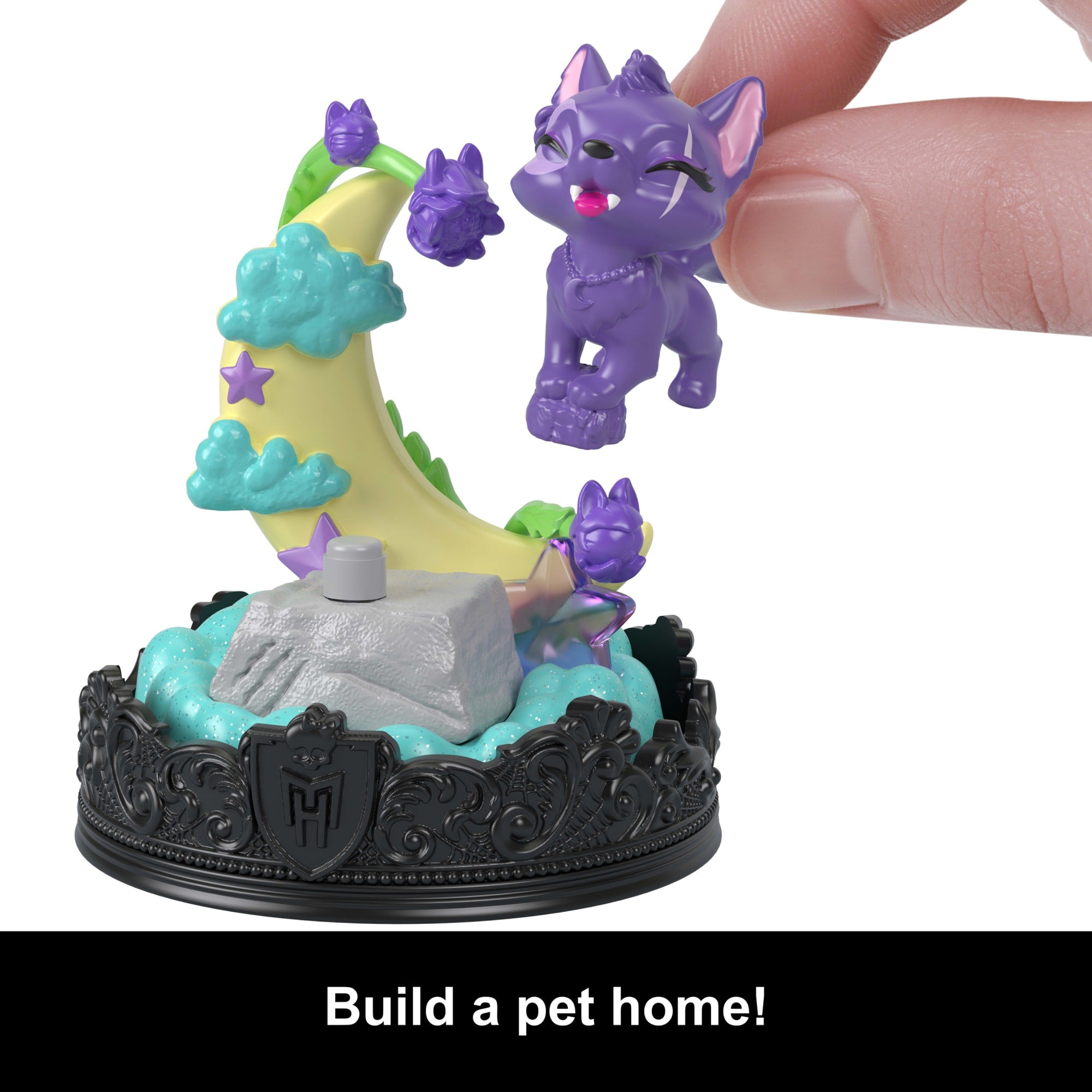 Monster High Pet Keychains. Animal Figures With Accessories And Buildable Terrarium - Image 4
