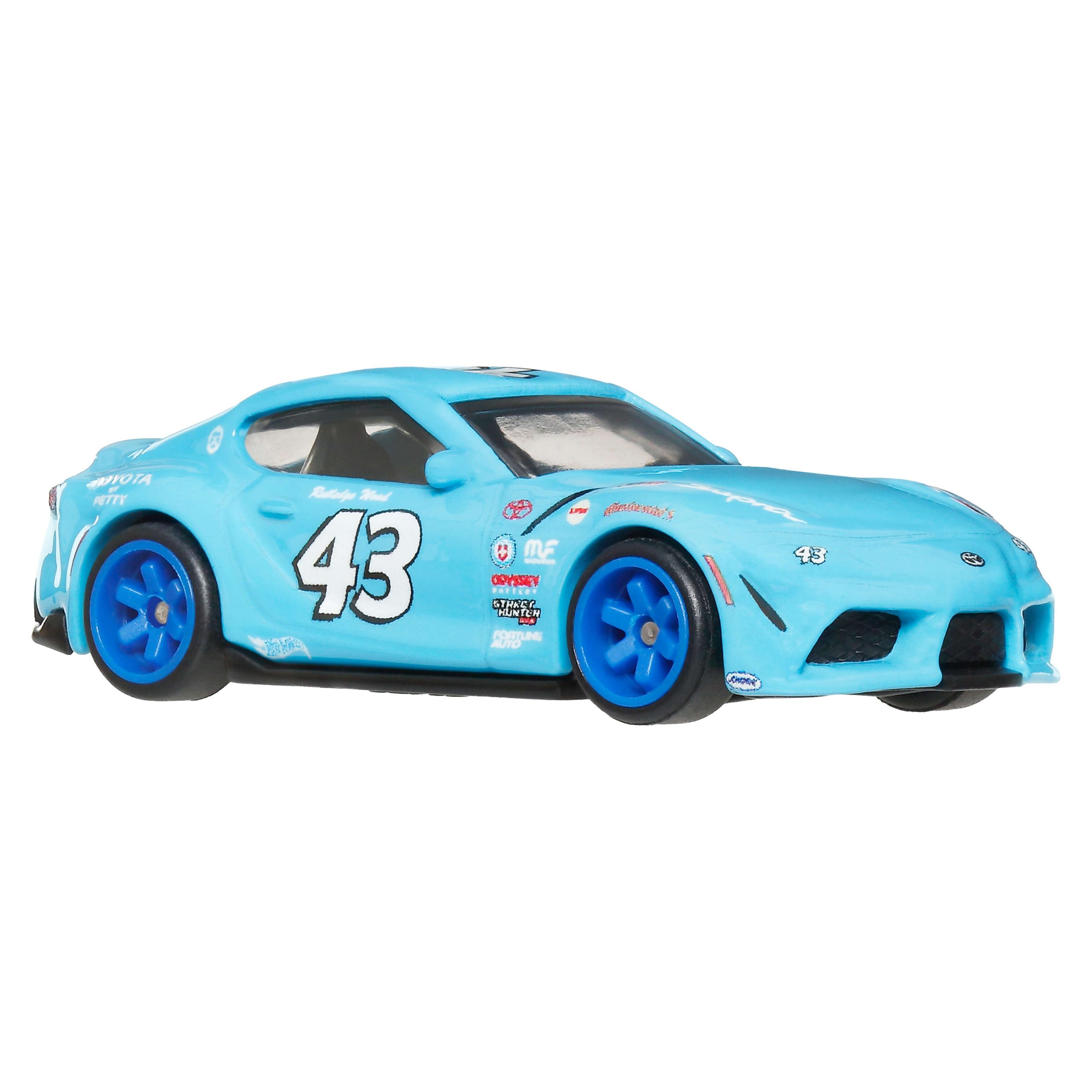 Hot Wheels Premium Boulevard 2021 Toyota GR Supra - Image 2
