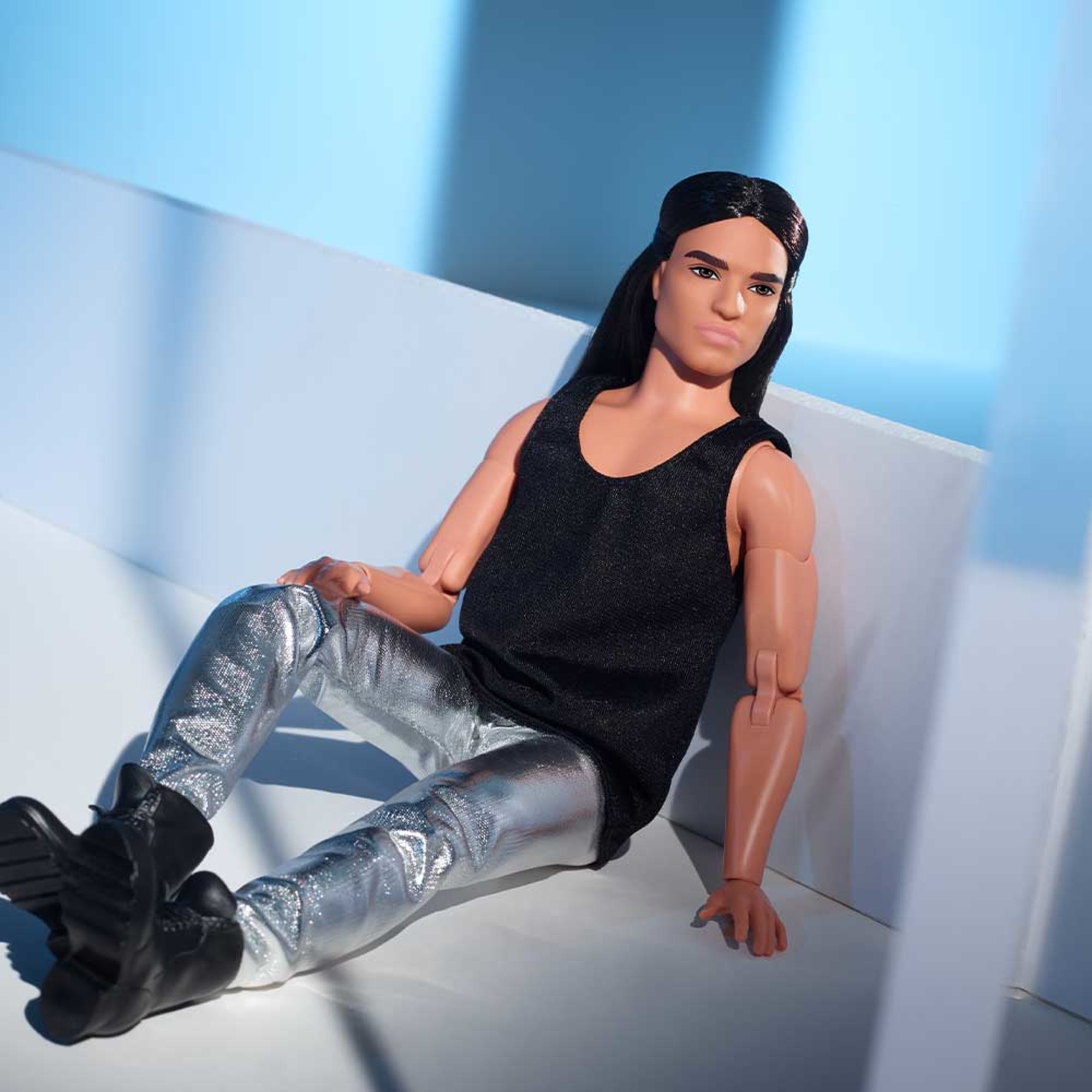 Barbie Looks Doll (Ken Doll Long Brunette Hair) - Image 6