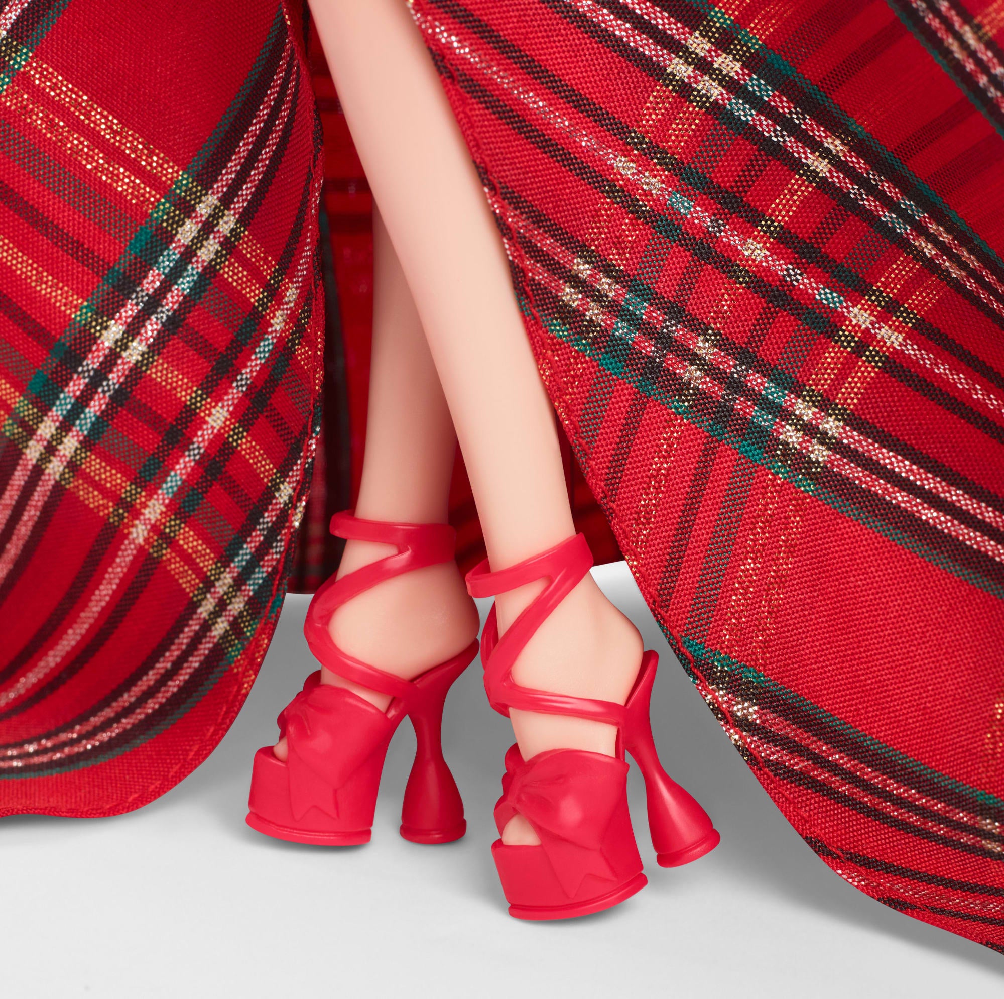 Barbie Signature 2024 Holiday Barbie Fashion Doll. Seasonal Collector Gift. Blonde With Plaid Gown - Image 4