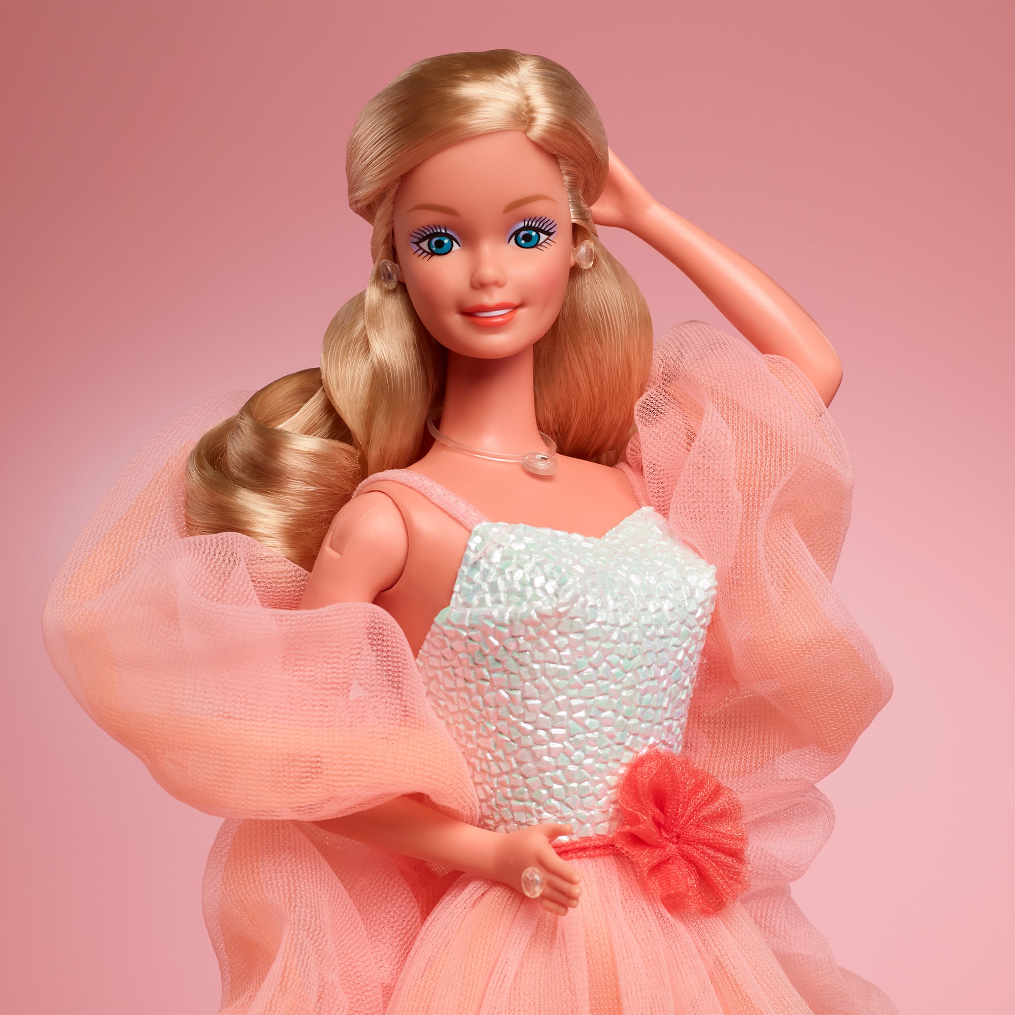 Peaches 'n Cream Barbie Doll. Blonde Hair - Image 4