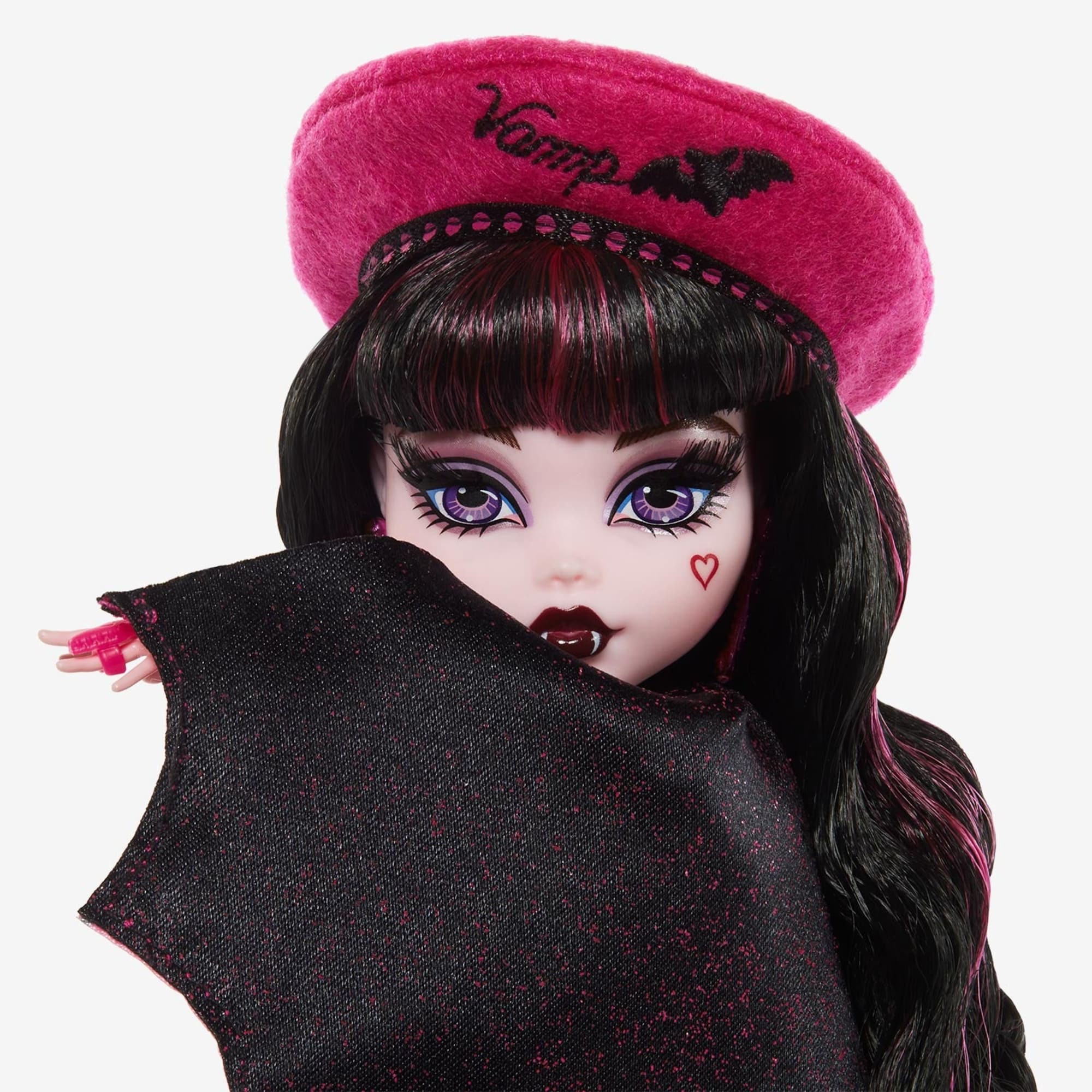Monster High Haunt Couture Draculaura Doll - Image 2