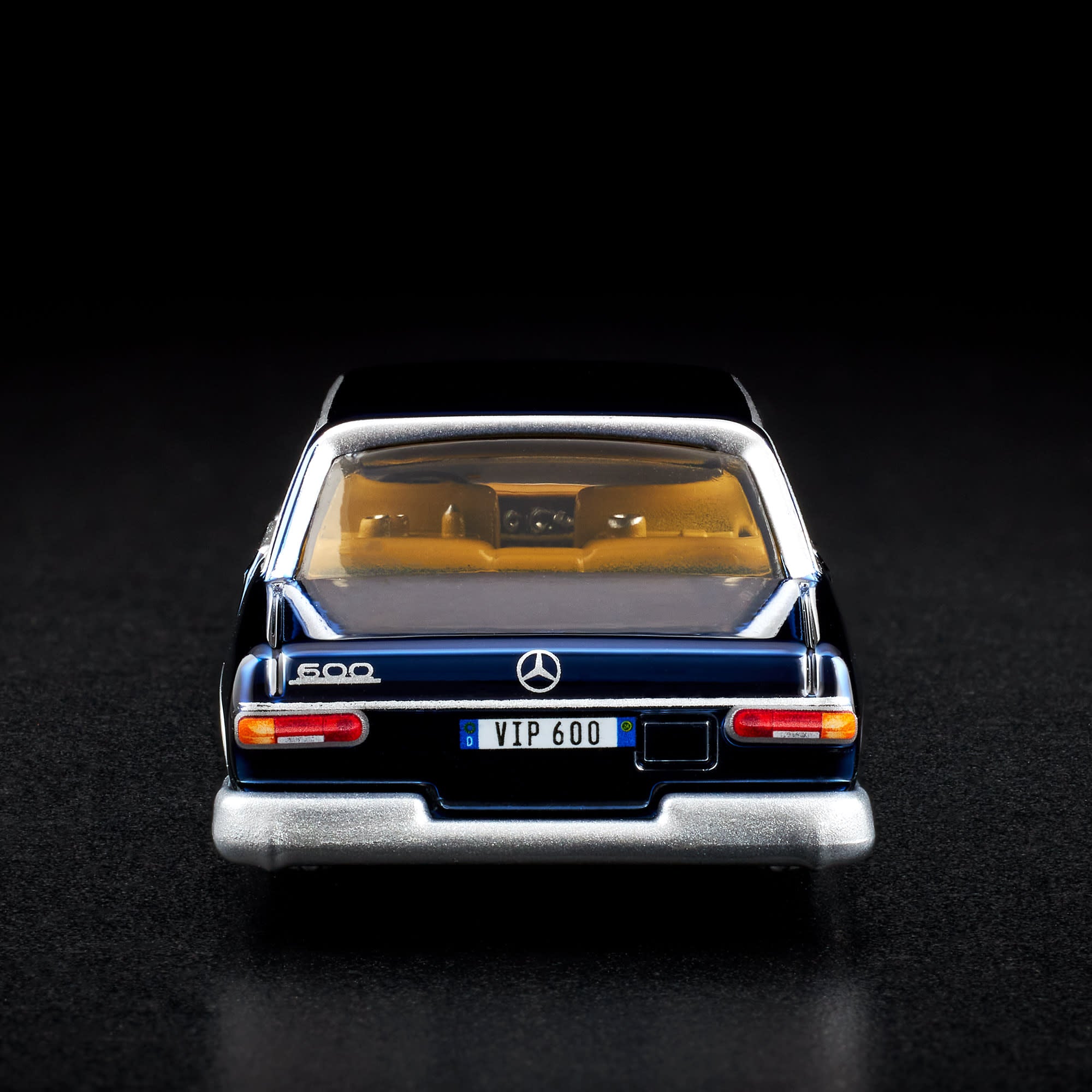 Hot Wheels RLC Exclusive 1964 Mercedes-Benz 600 - Image 17