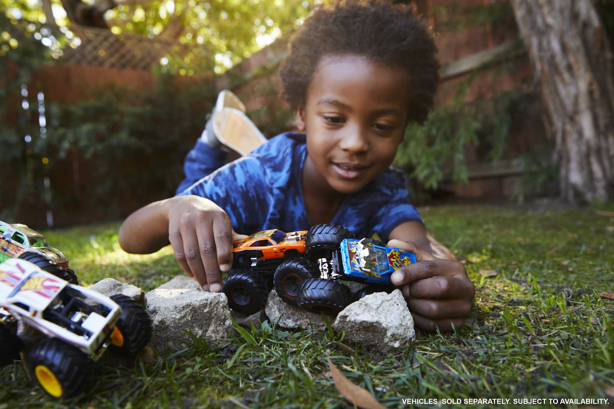 Hot Wheels Monster Trucks 1:64 Scale Demolition Doubles 2-Pack - Image 2