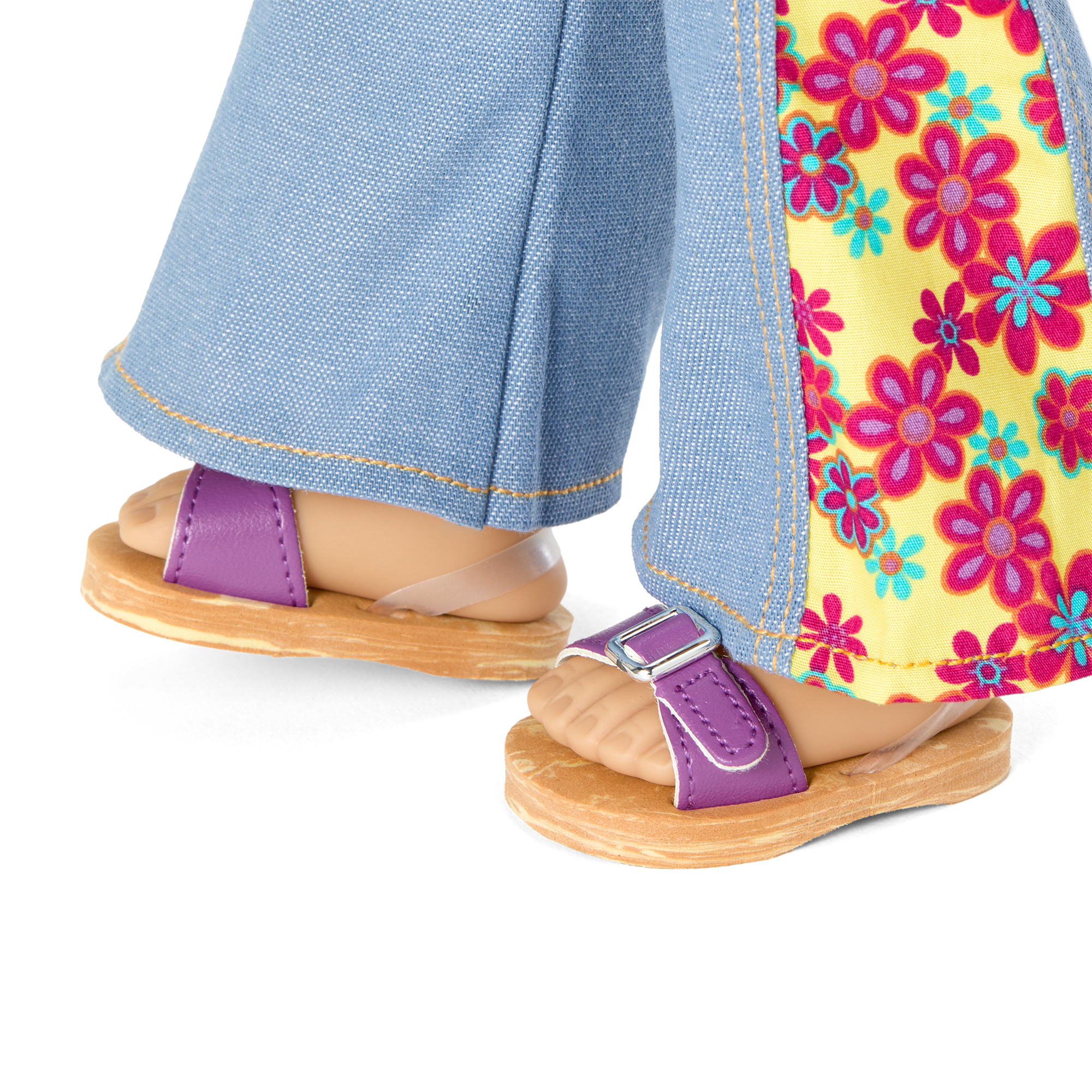Julie™ 18-inch Doll & Journal (Historical Characters) - Image 7