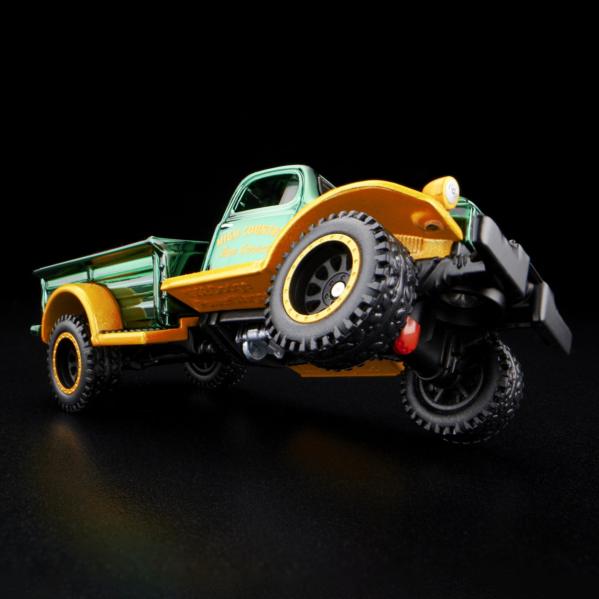 Hot Wheels RLC Exclusive Holiday 1952 Dodge Power-Wagon - Image 15