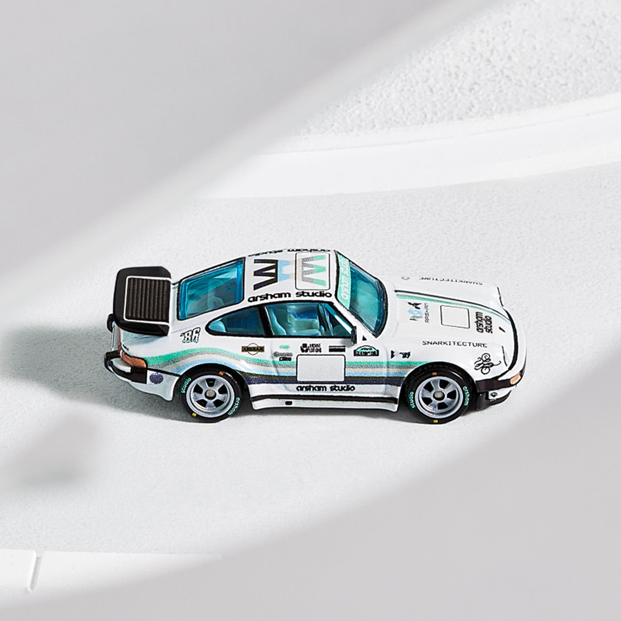 Hot Wheels x Daniel Arsham Livery Porsche 930A - Image 5