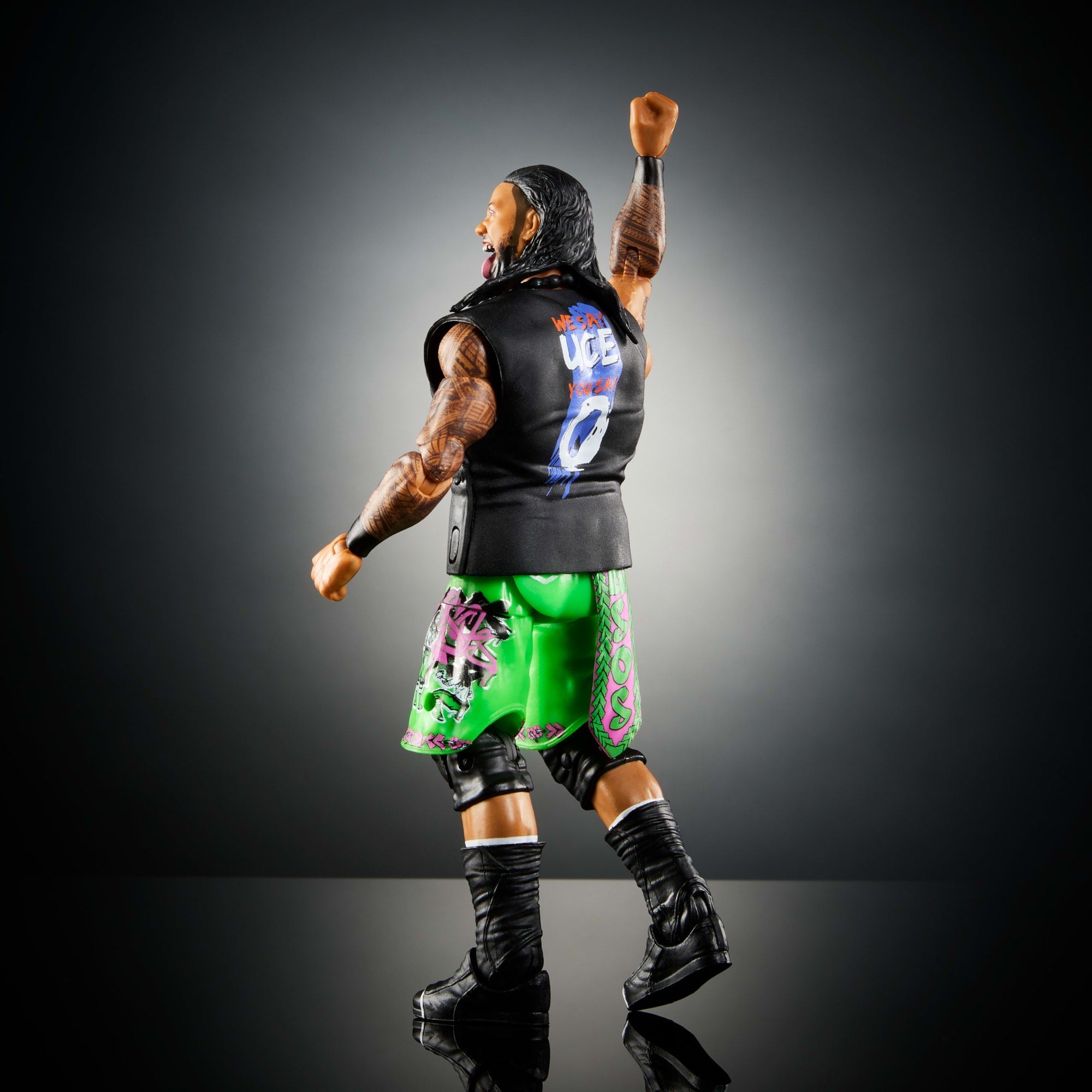 WWE Figura de Acción Elite Jimmy Uso verde - Image 6