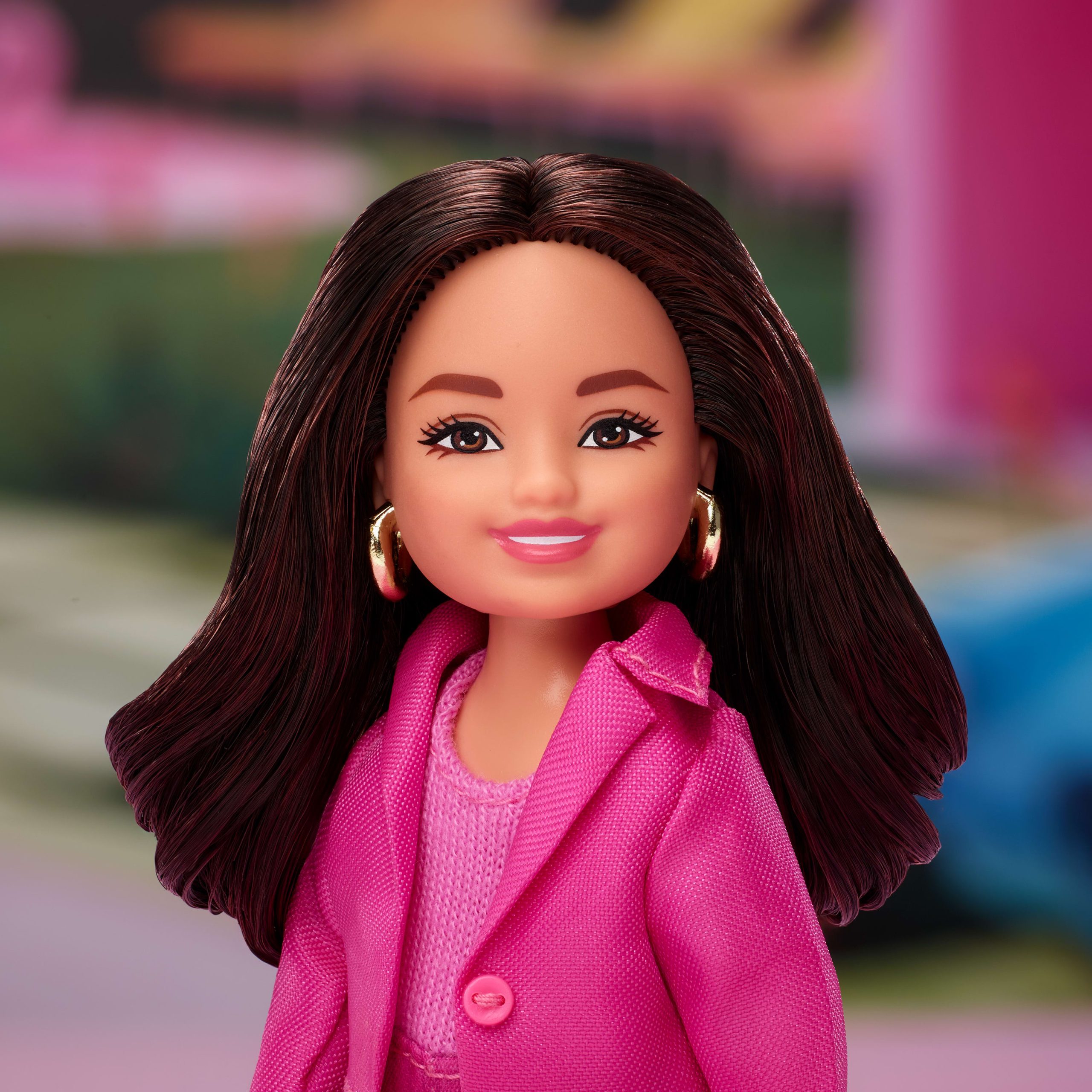 Barbie The Movie Chelsea Collectible 4-Pack Dolls. Includes Barbie. Ken. President Barbie. & Gloria Characters - Image 5