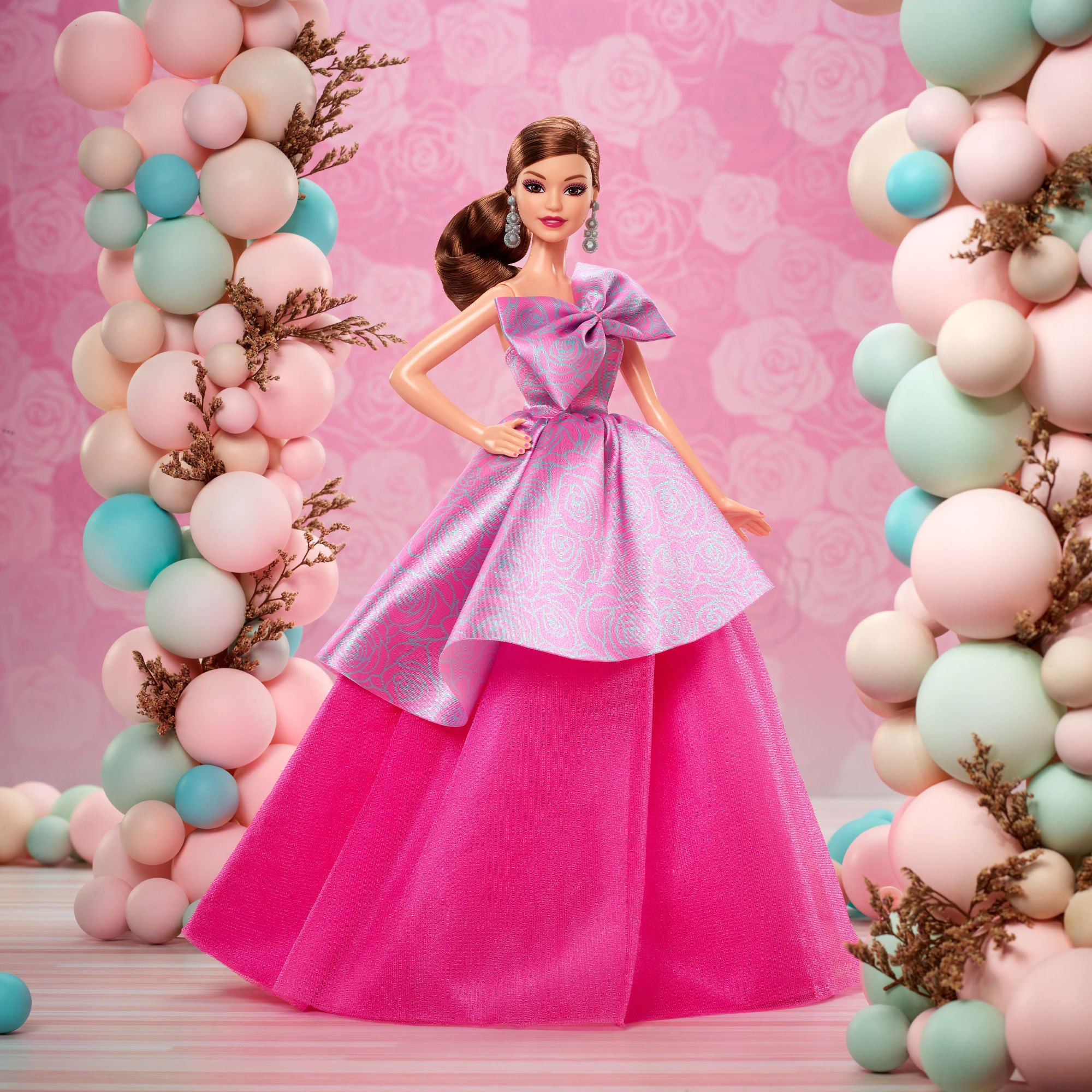 Barbie-Poupée Barbie Joyeux Anniversaire-en Robe Rose Satinée - Image 3