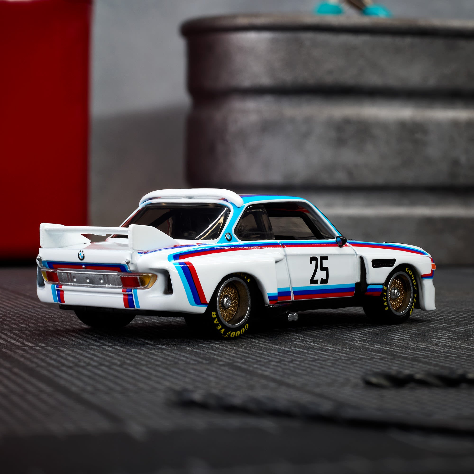 Hot Wheels Elite 64 1975 BMW 3.0 CSL Race - Image 3