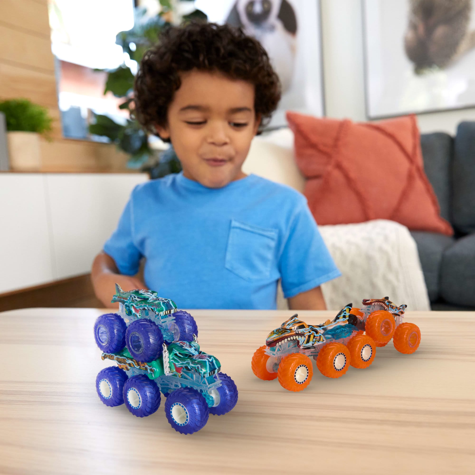 Hot Wheels Monster Trucks Power Smashers Toy Truck & Big Rig Multipack (4 Toy Trucks) - Image 2