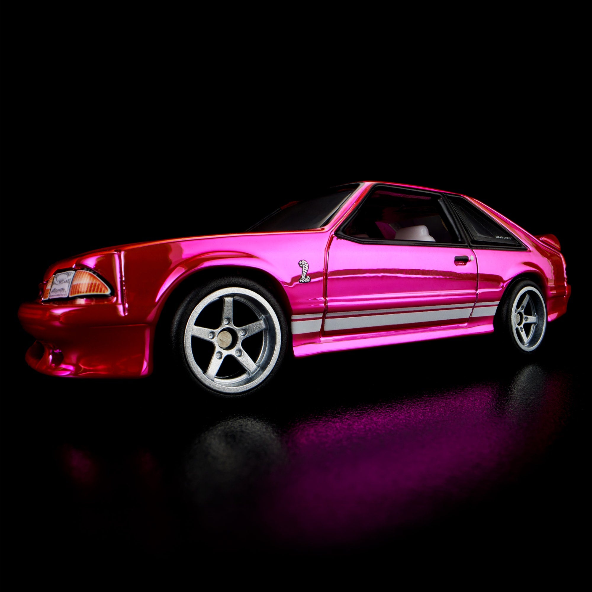 Hot Wheels RLC Exclusive Pink Edition 1993 Ford Mustang Cobra R - Image 6