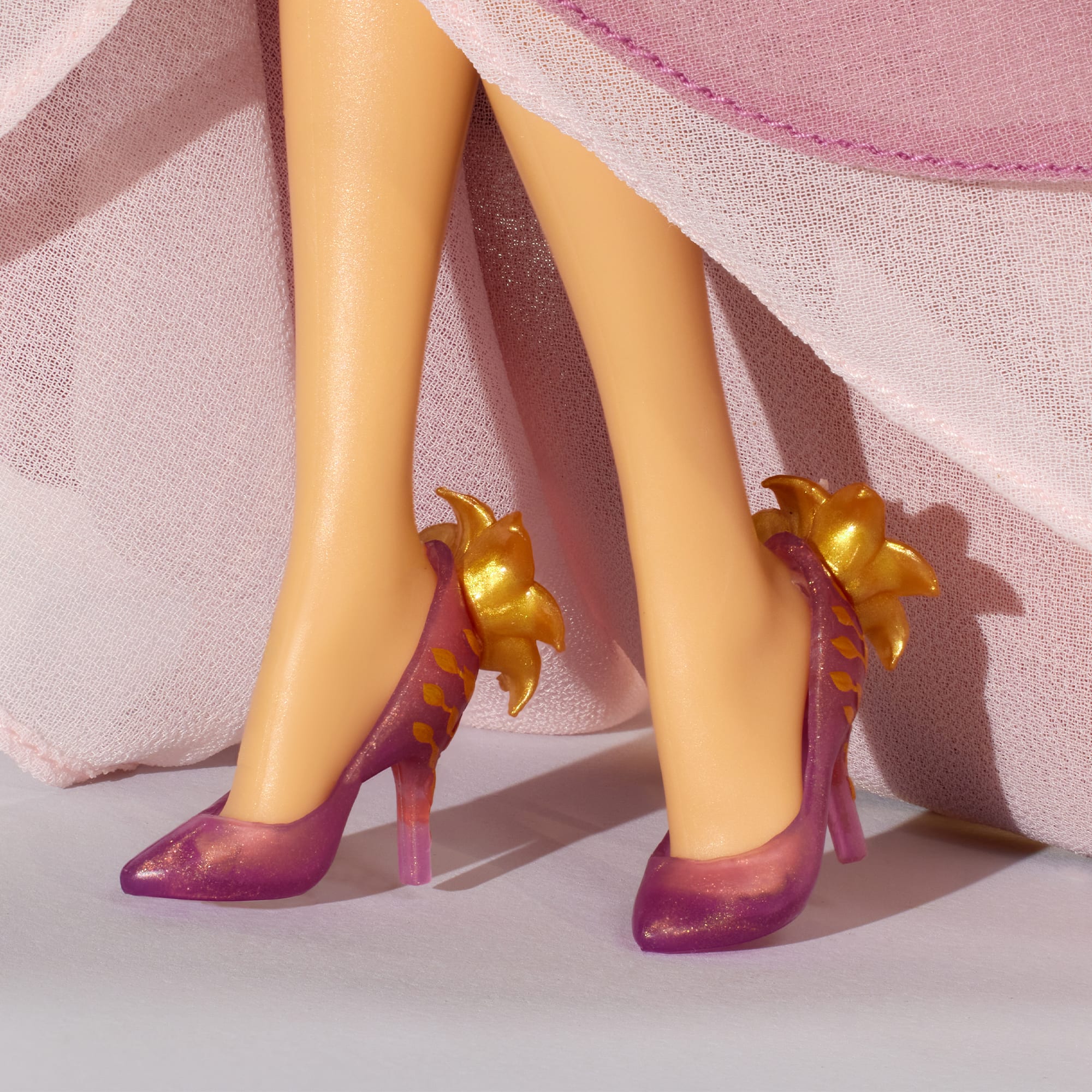 Enchanted Elegance Collection Rapunzel Doll - Image 5