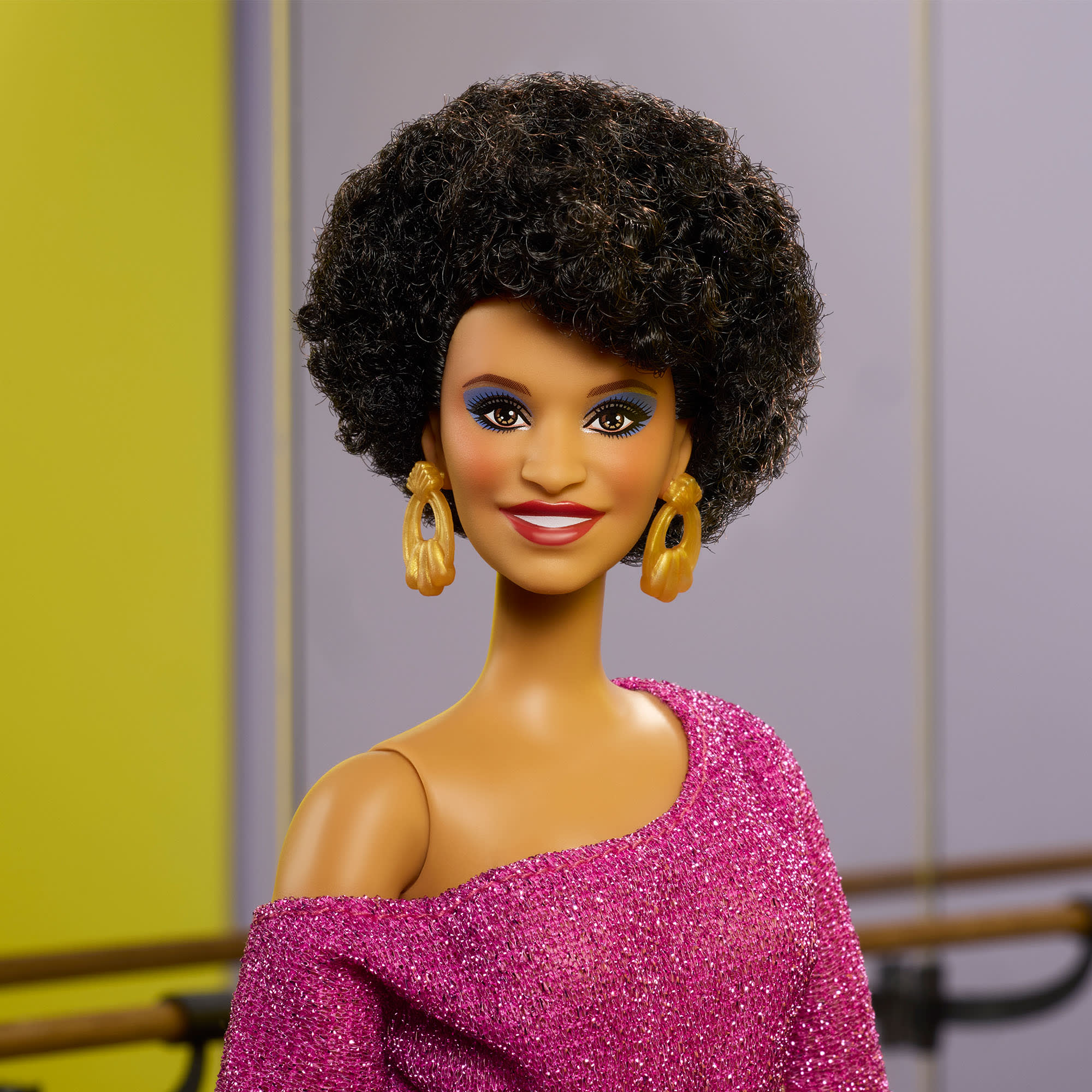 Barbie Tribute Collection Debbie Allen Doll - Image 4